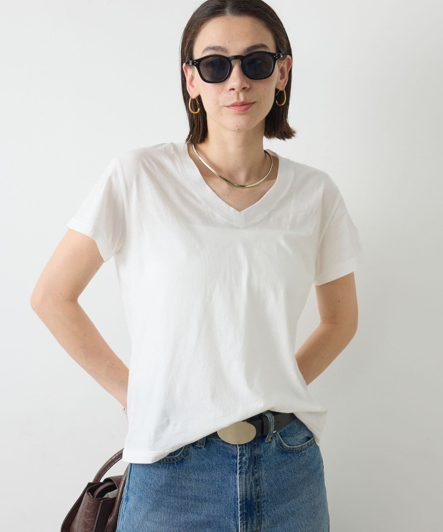 GALLARDAGALANTE(ガリャルダガランテ) VネックTシャツ