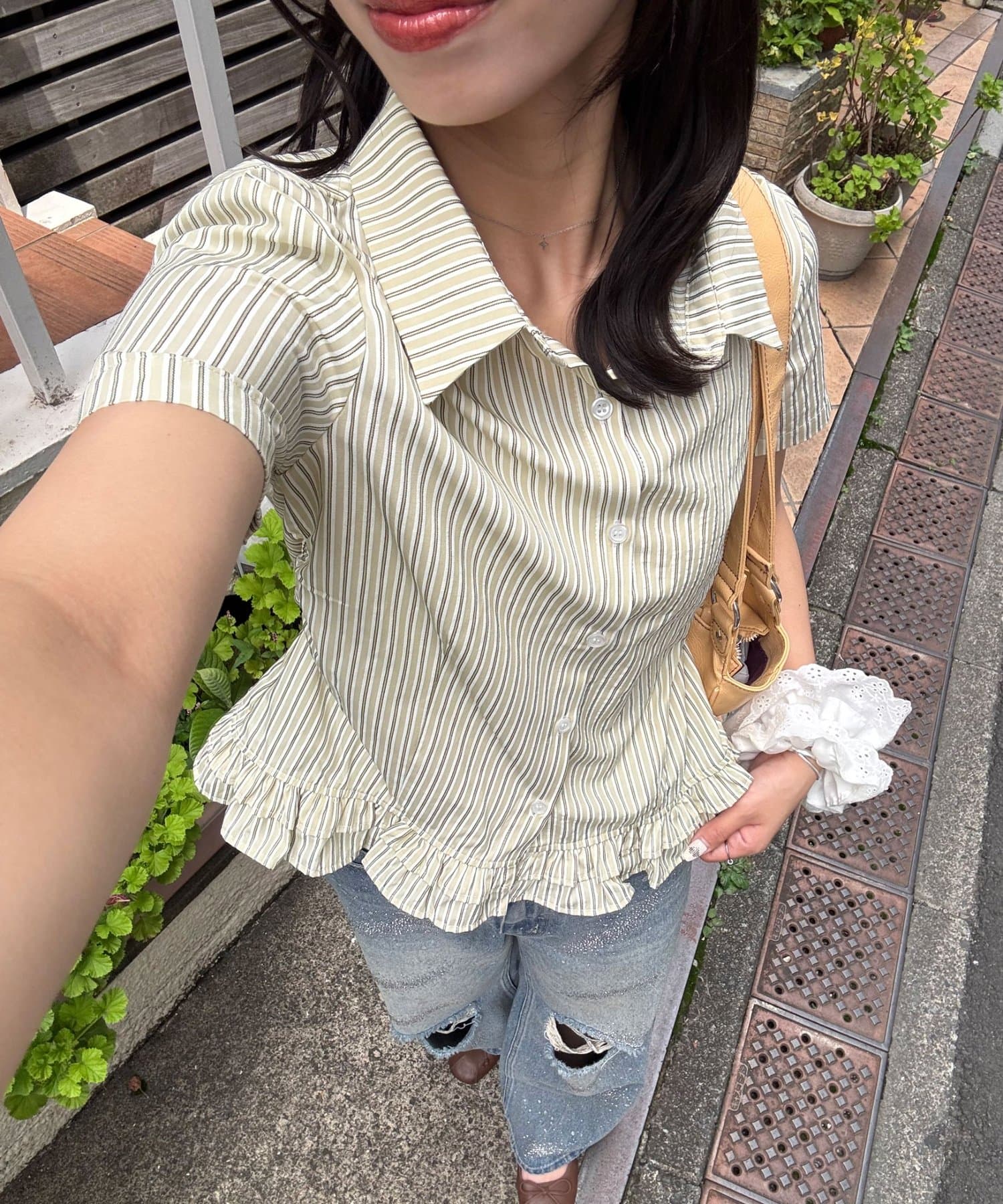 CIAOPANIC(チャオパニック) 【♡20で1500円OFFクーポン！？】【WEB限定】【ドット柄/ストライプ】裾フリルコンパクトシャツ