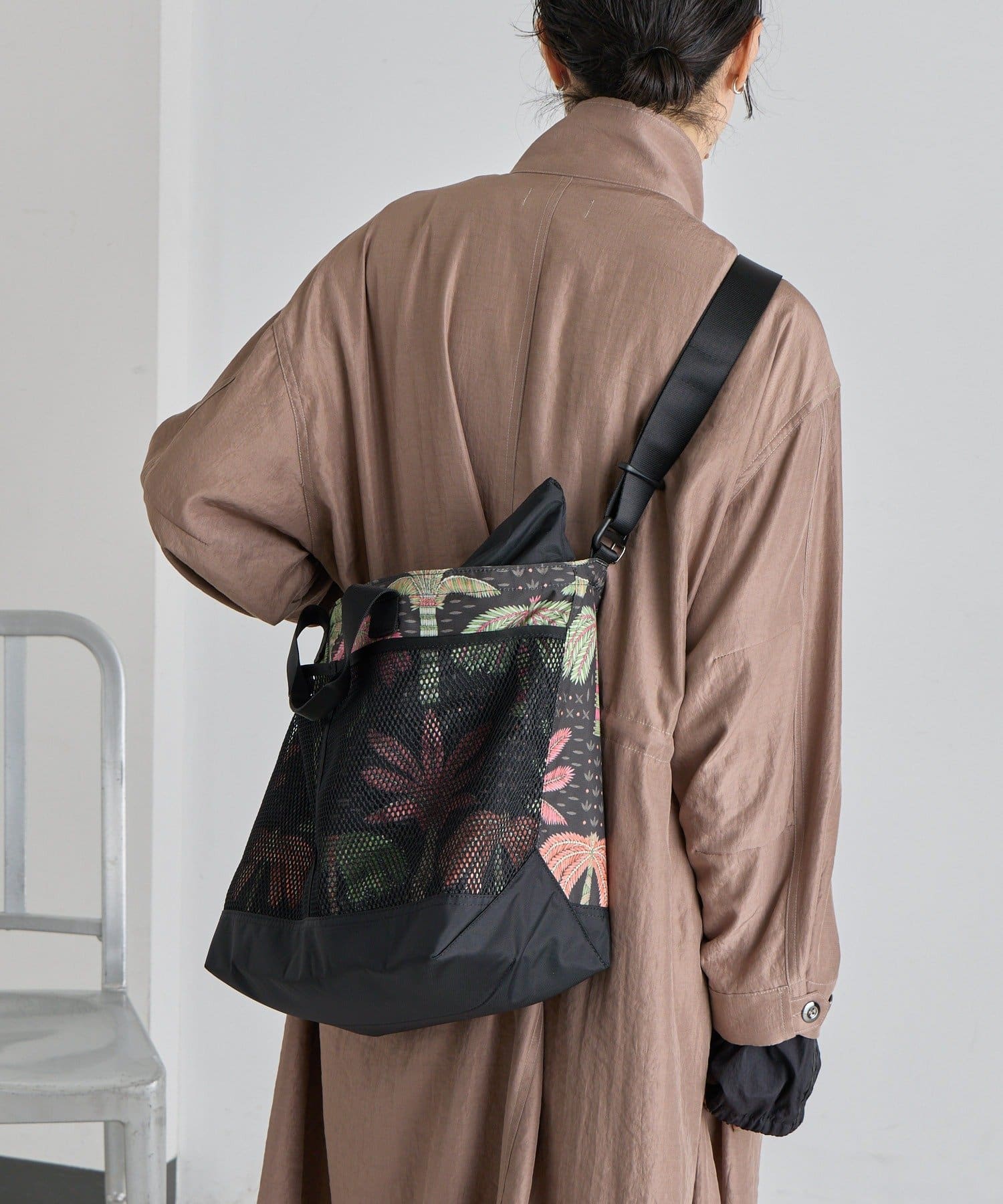 OUTLET(アウトレット) 【ear PAPILLONNER】sampo×earヤシ柄トートバッグ