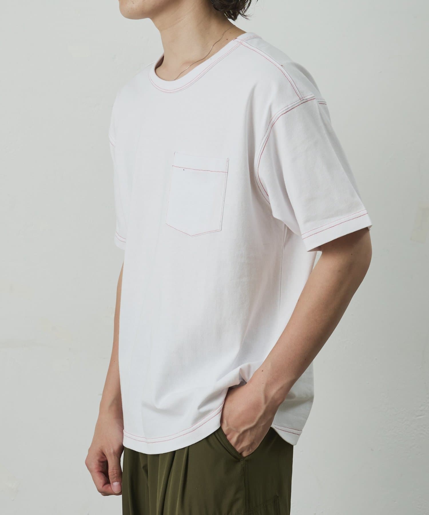 COLONY 2139(コロニー トゥーワンスリーナイン) 配色ステッチTEE