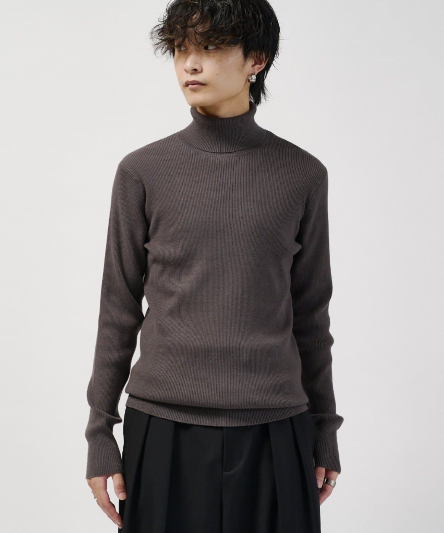 Lui's(ルイス) スリムタートルネックニット