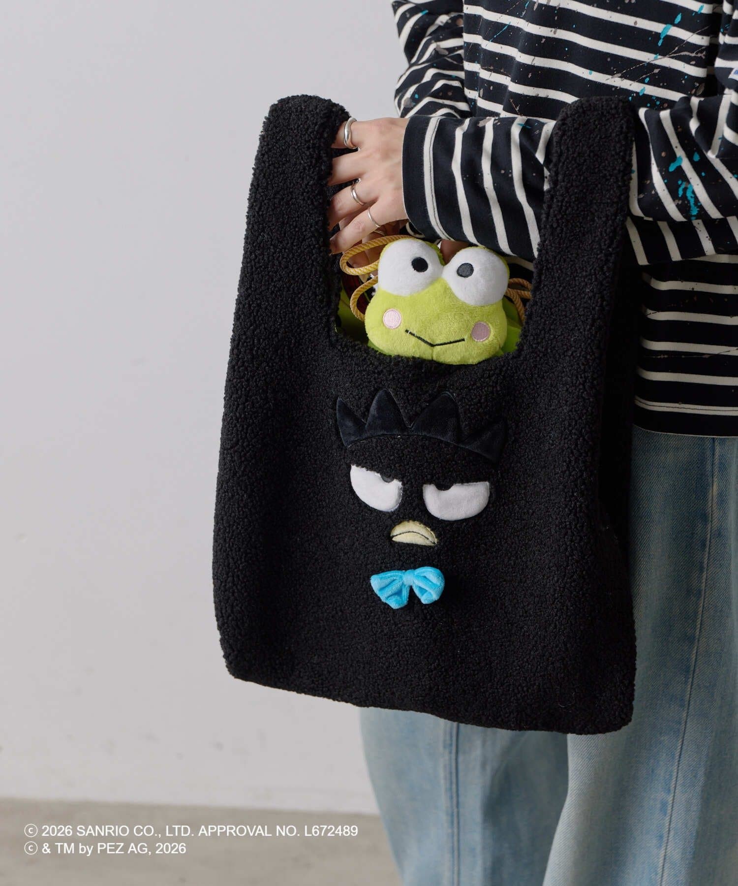 ear PAPILLONNER(イア パピヨネ) 【はぴだんぶい×PEZ(ペッツ) ×ear】ボアトートバッグ＆ぬいぐるみ巾着ポーチセット