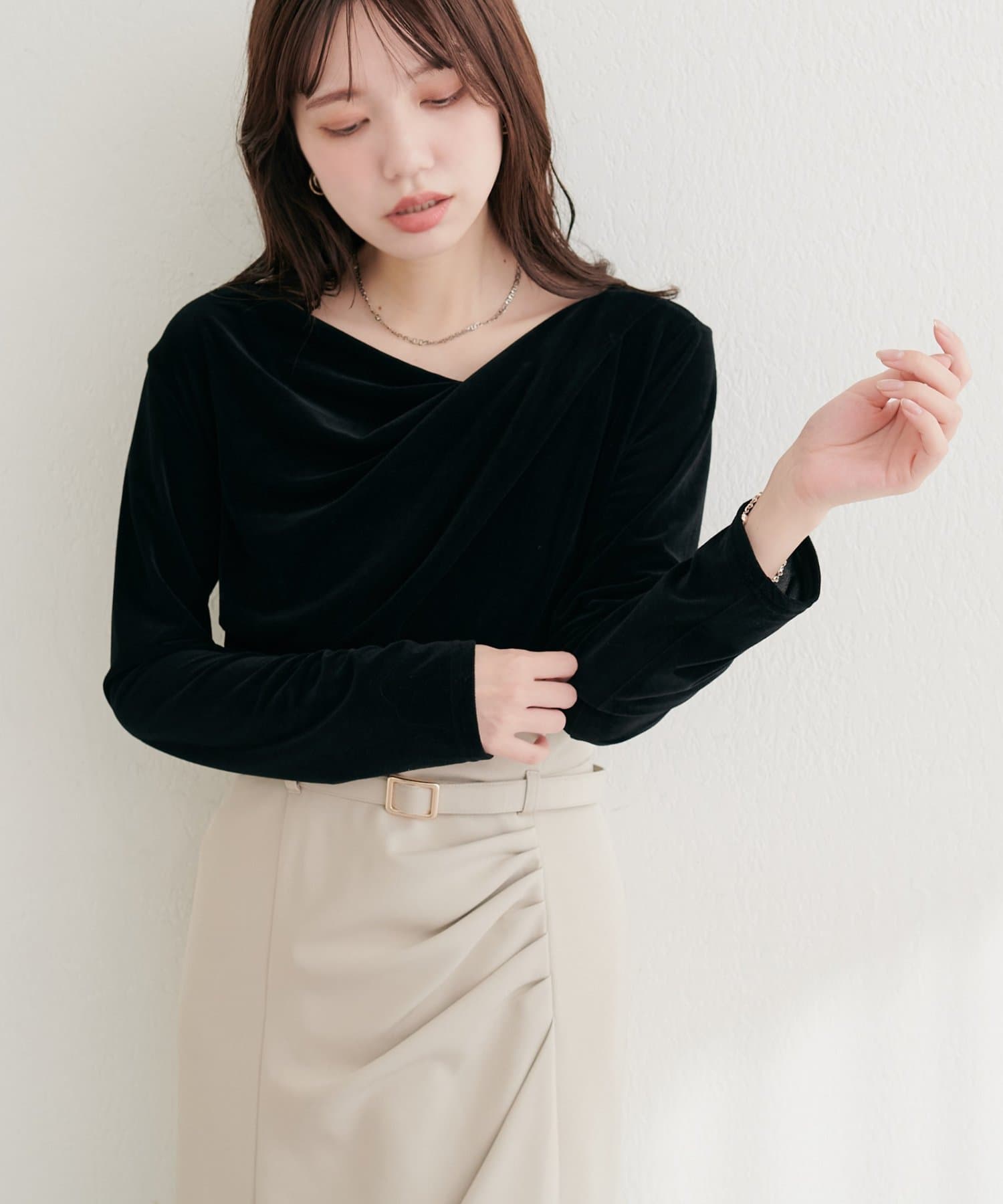 natural couture(ナチュラルクチュール) ドレープベロアプルオーバー