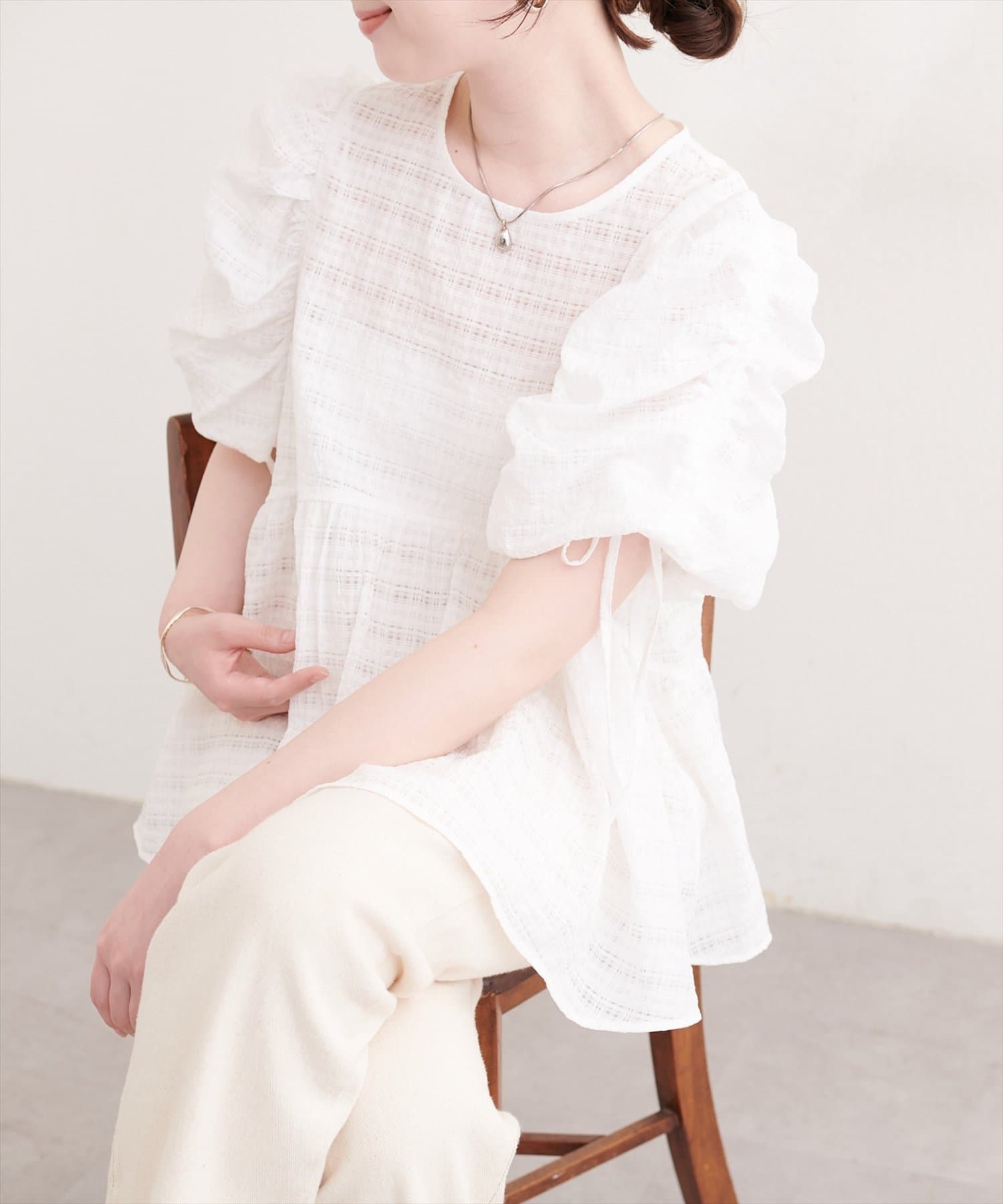 natural couture(ナチュラルクチュール) ドロストスリーブペプラムブラウス