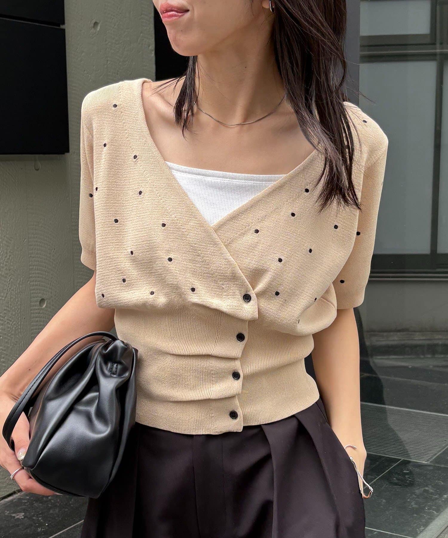 CAPRICIEUX LE'MAGE(カプリシュレマージュ) ドットフリルボタンニット