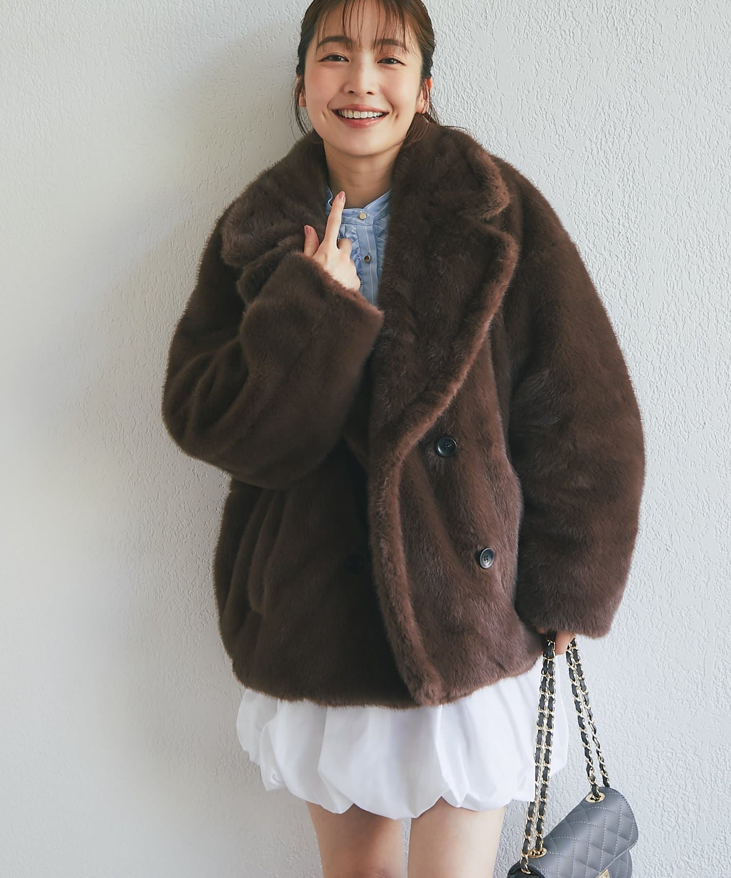 La boutique BonBon(ラブティックボンボン) Mink-like fauxfurピーコート