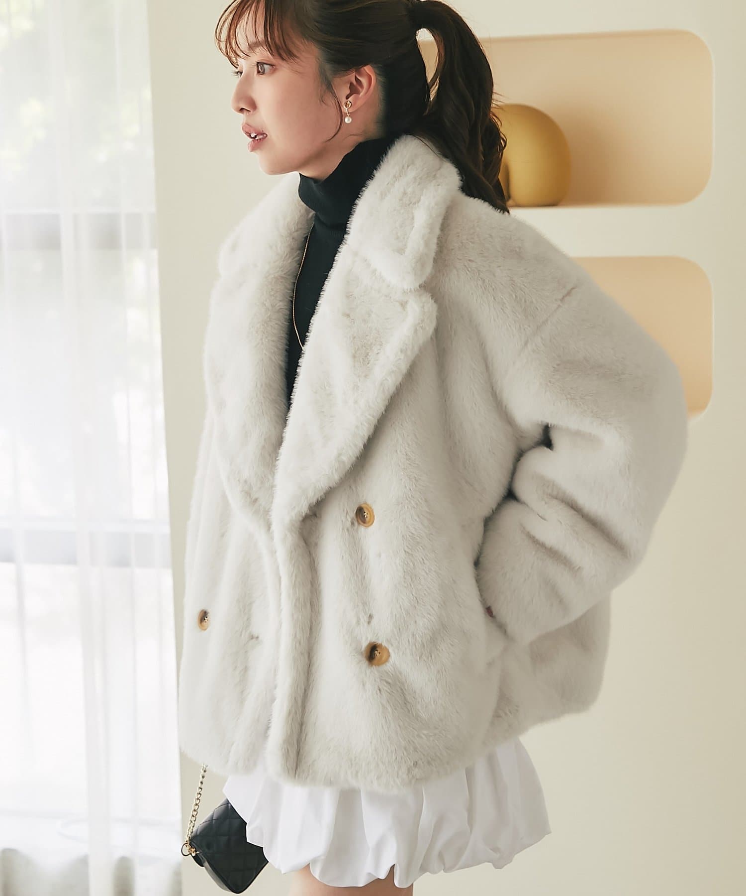 La boutique BonBon(ラブティックボンボン) Mink-like fauxfurピーコート