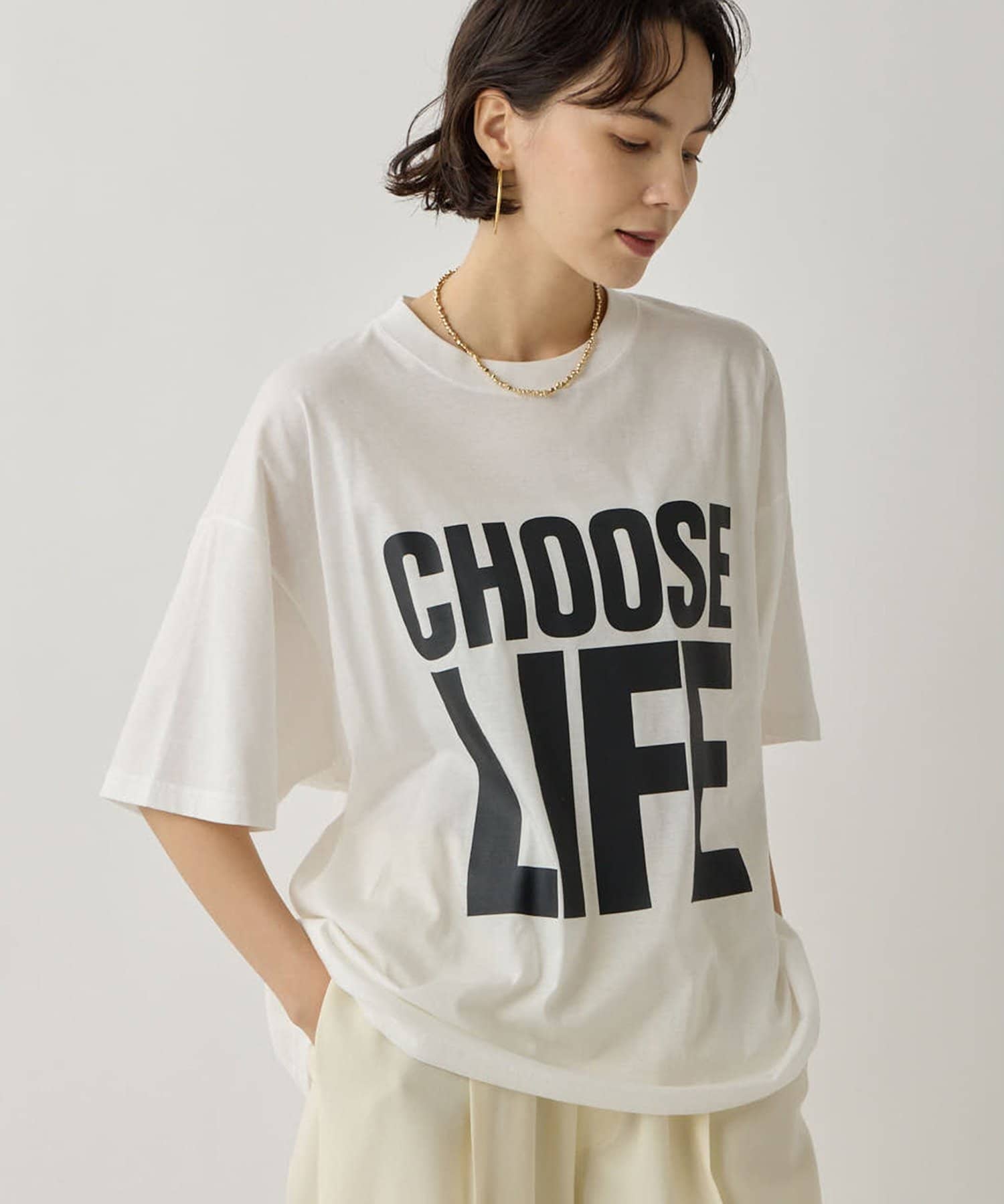 Whim Gazette(ウィム ガゼット) 〈WEB限定〉【KATHARINE HAMNETT】スローガンTシャツ
