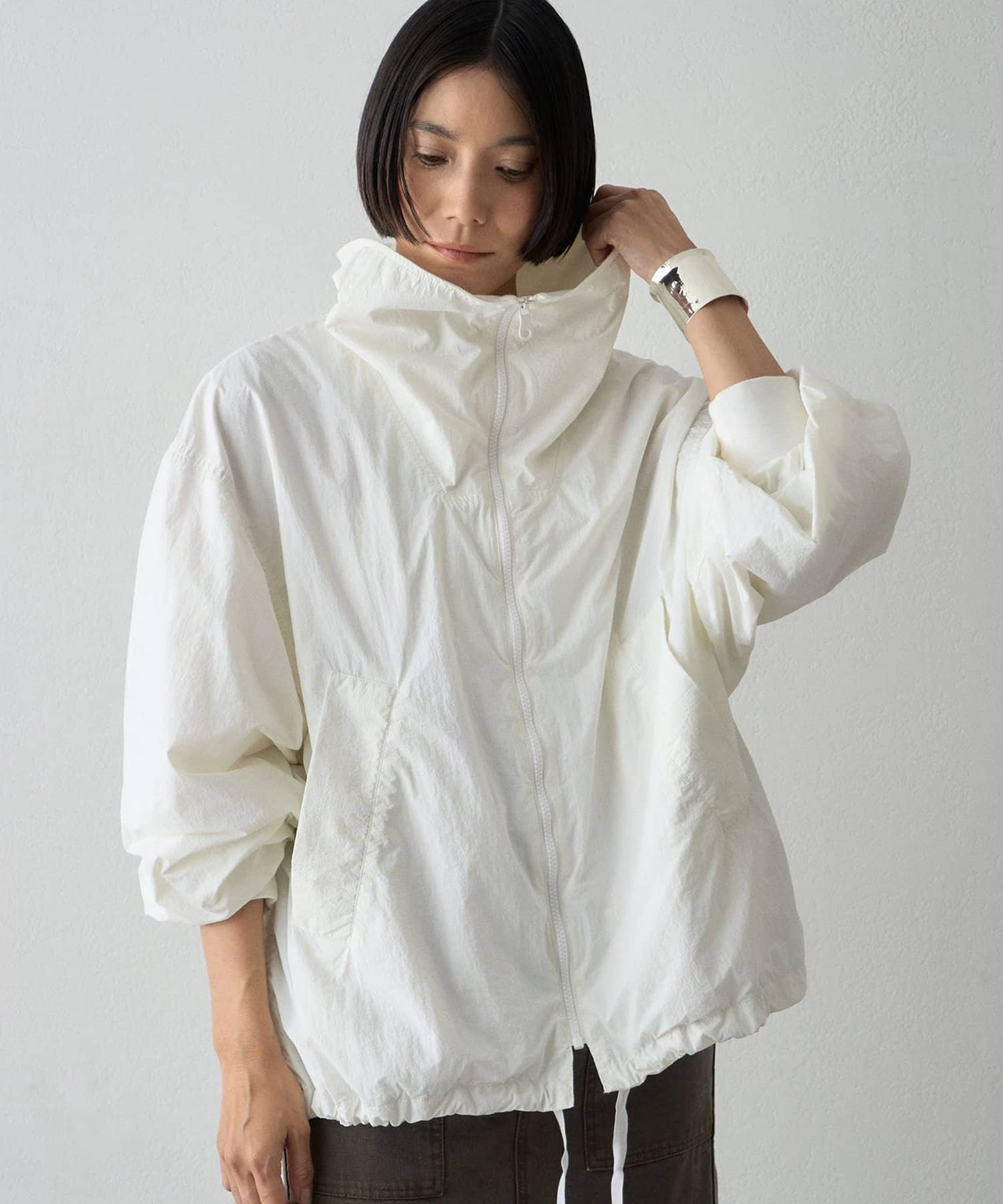Whim Gazette(ウィム ガゼット) 【KATHARINE HAMNETT】ハイネックジップジャケット