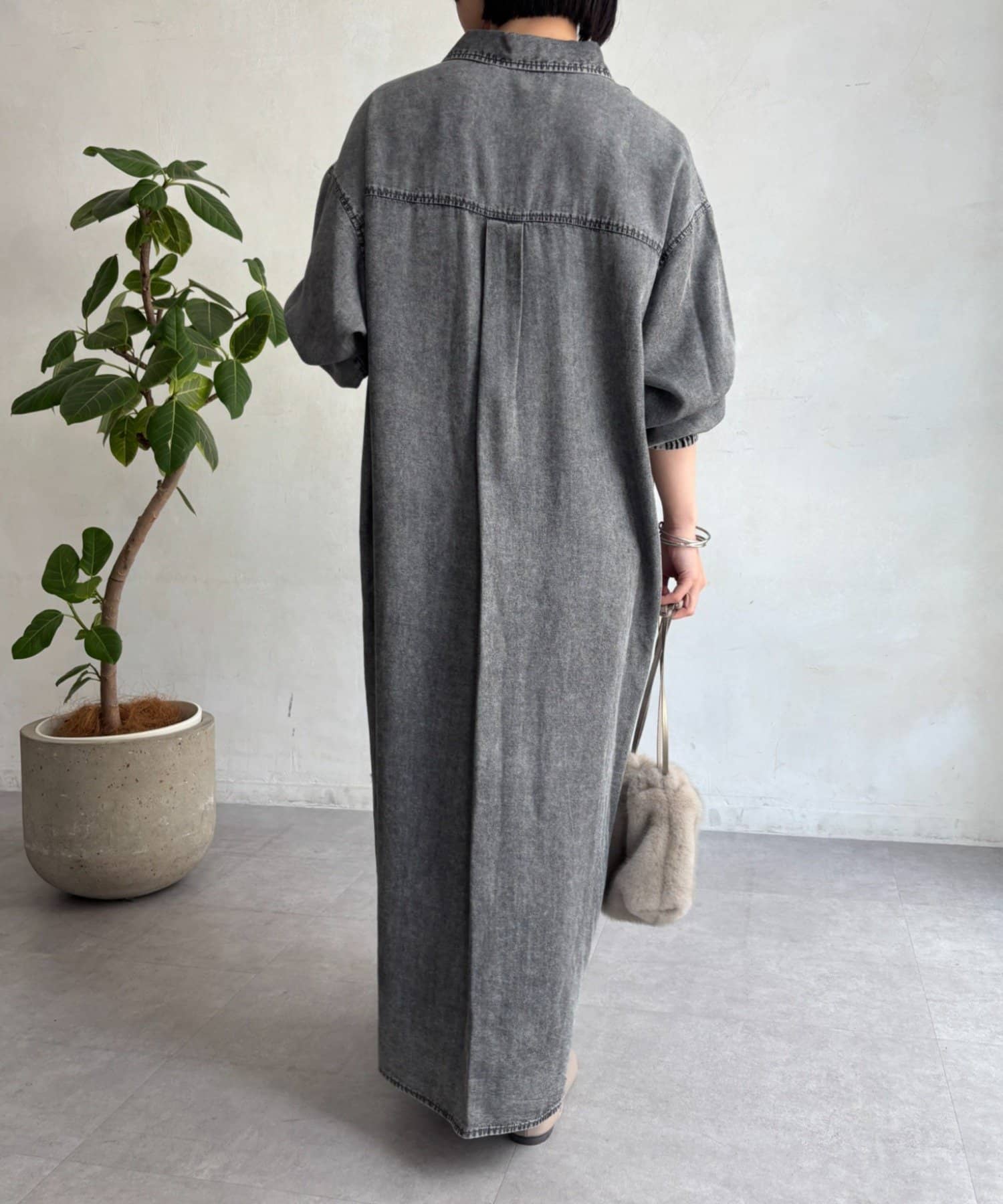 Jena　espace merveilleux(ジェナ　エスパスメルヴェイユ) テンセルシャツワンピース