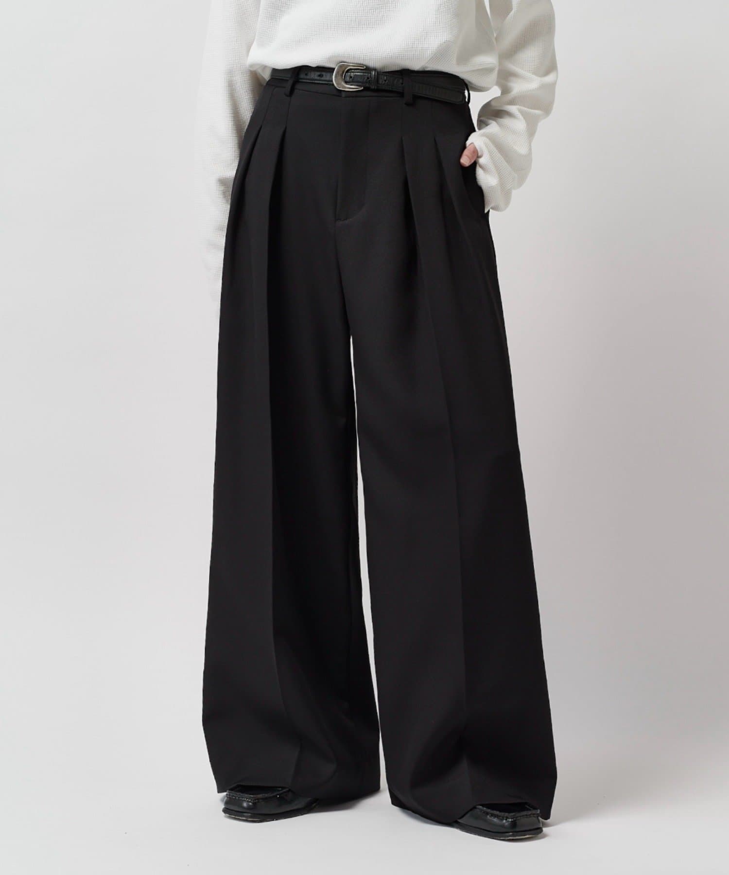 Lui's(ルイス) 【Neucon】2タックワイドストレートスラックスパンツ