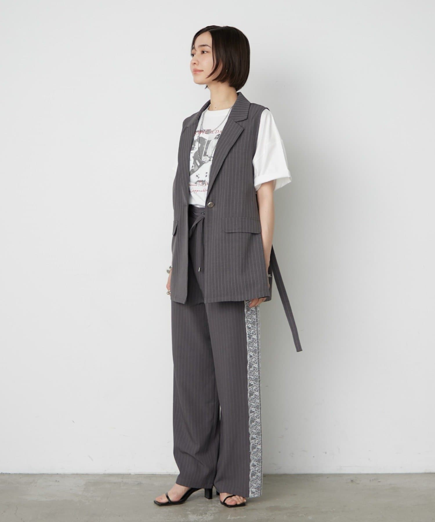 Remind me and forever(リマインドミーアンドフォーエバー) ニュアンス釦の大人のこなれジレ