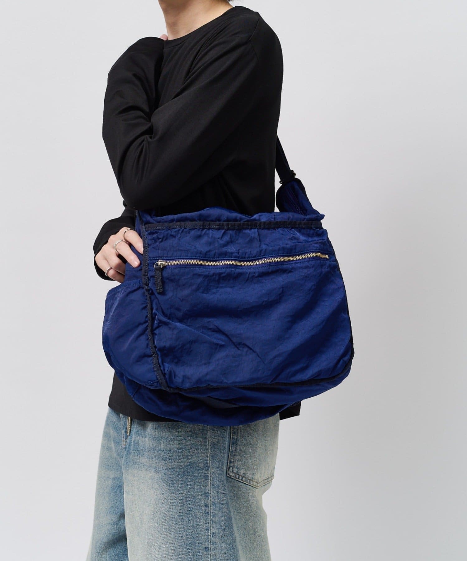 Lui's(ルイス) 【SLOW / スロウ】Dyed Nylon-Shoulder Bag-