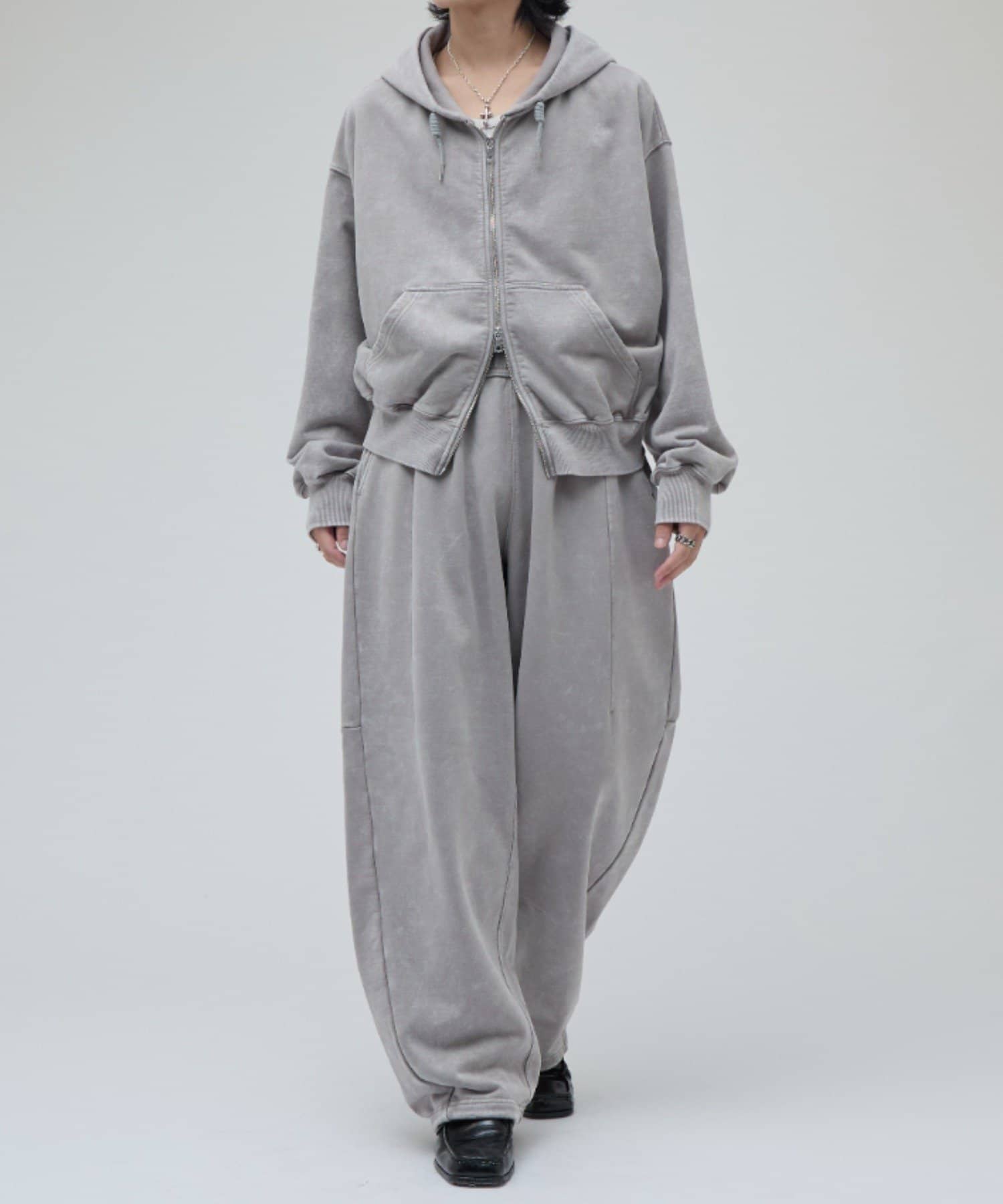 Lui's(ルイス) ROUND SWEAT VOLUME PANTS
