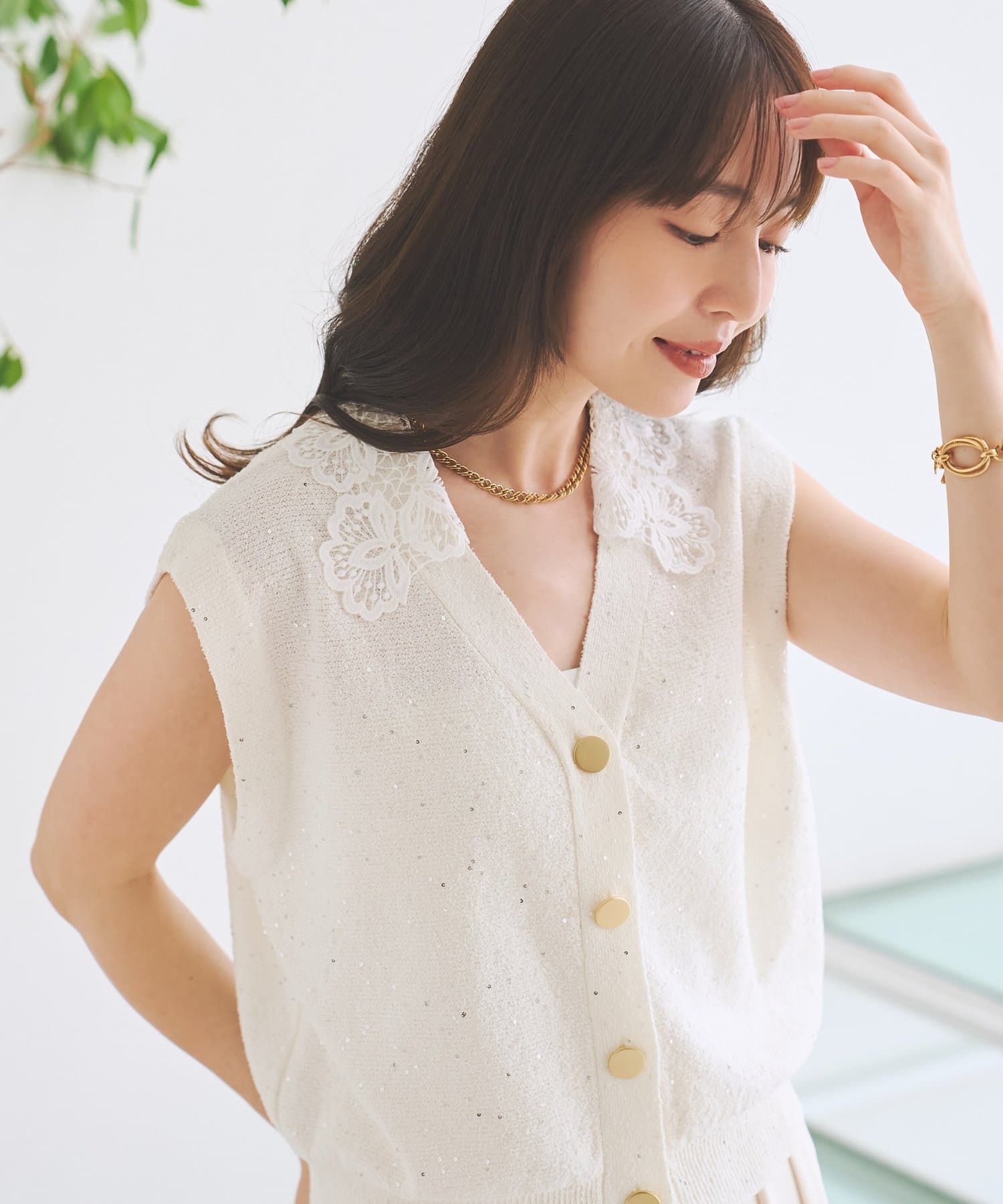 La boutique BonBon(ラブティックボンボン) ブークレスパンコールレース衿付きベスト