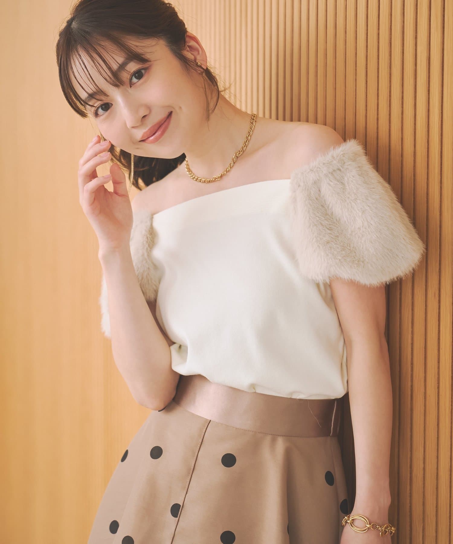 La boutique BonBon(ラブティックボンボン) フェイクファースリーブニット