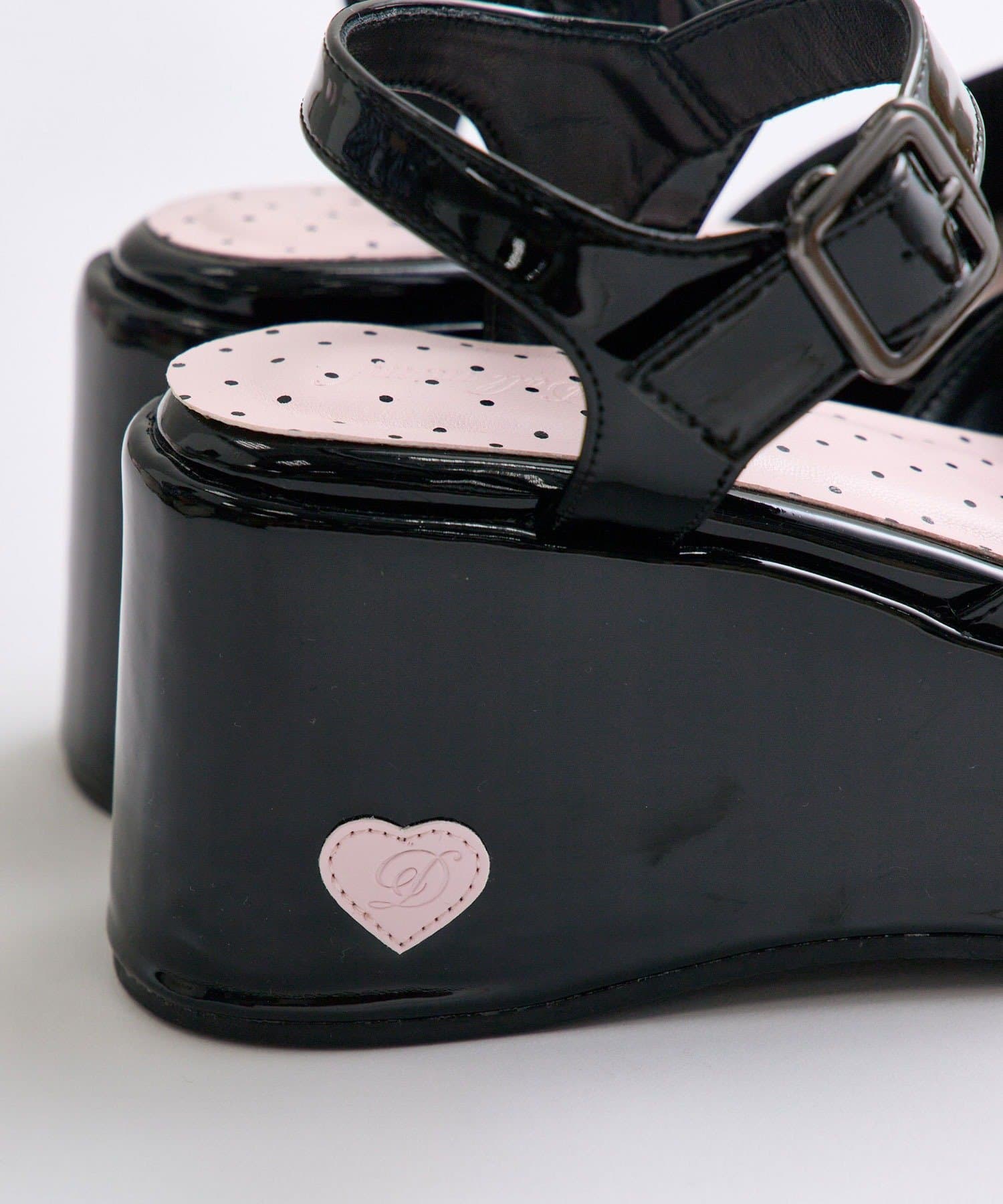 OLIVE des OLIVE(オリーブ デ オリーブ) 【インフルエンサー企画】miko enamel doll shoes