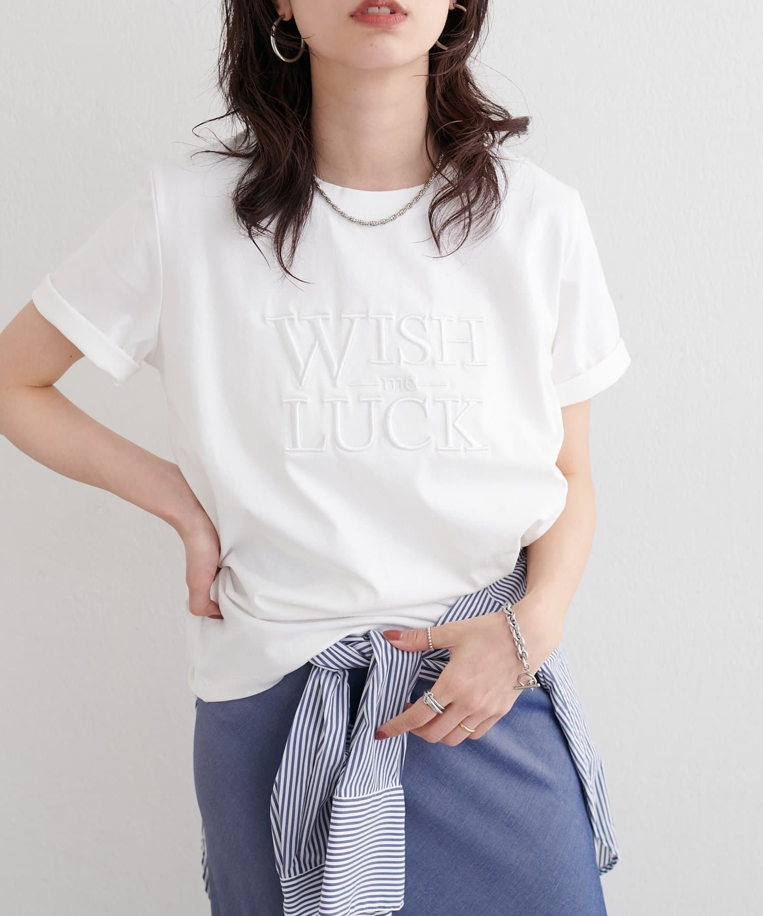 NICE CLAUP / OLIVE des OLIVE OUTLET(ナイスクラップ  / オリーブ デ オリーブ アウトレット) 【LARUTA】厚盛り２段ロゴ刺しゅうＴシャツ