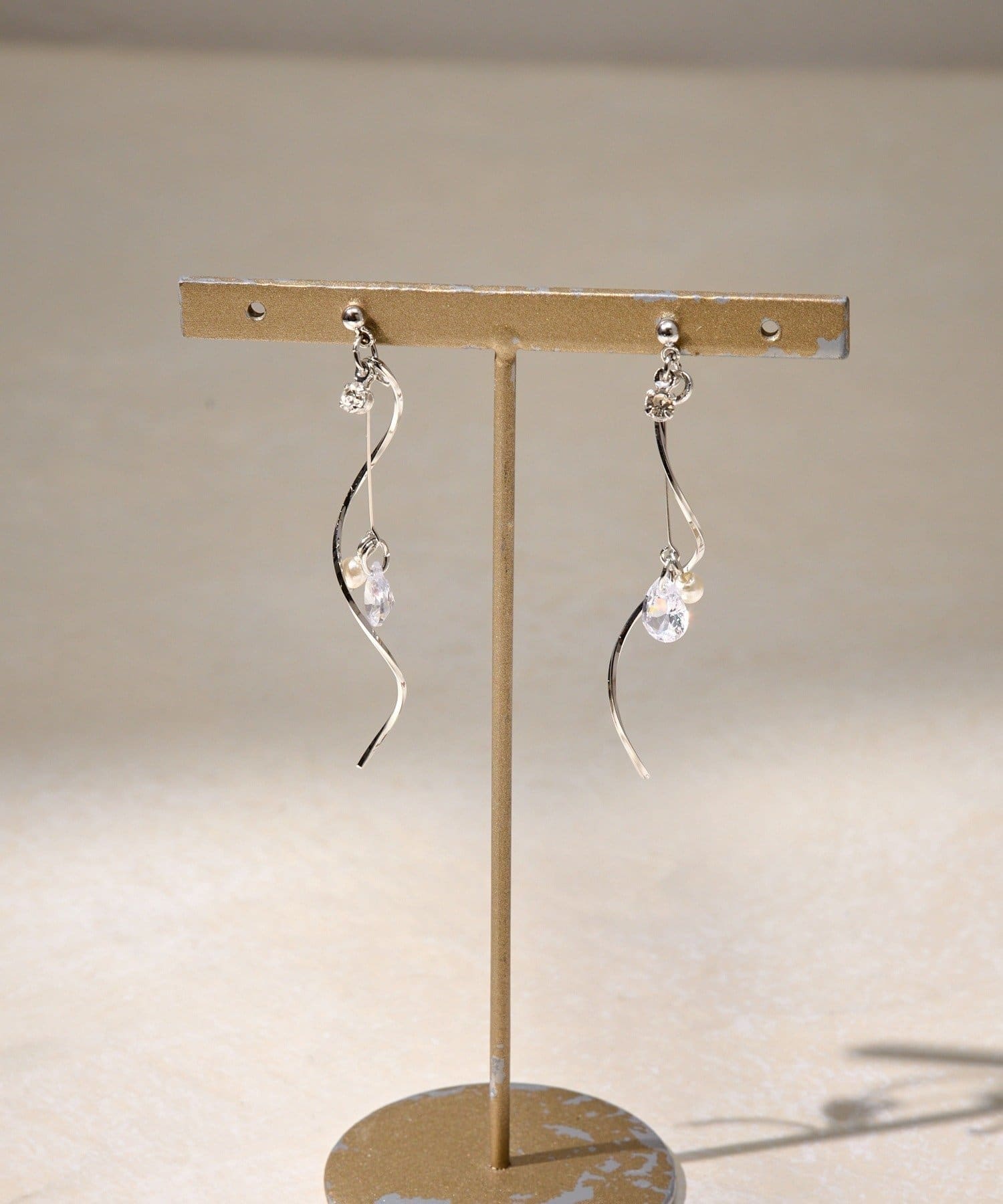 Lattice(ラティス) 華奢ロングピアス