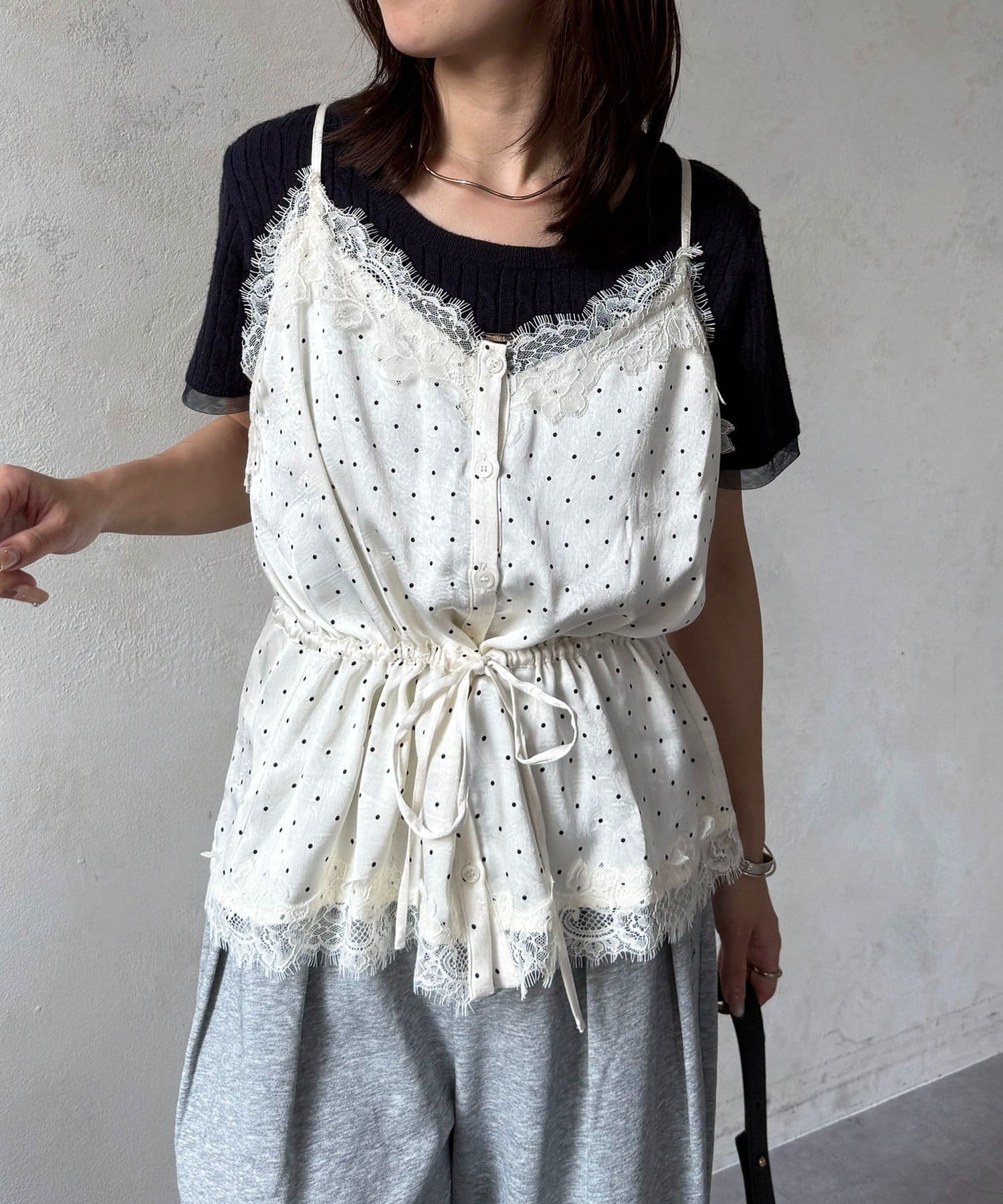 Thevon.(ゼヴォン) ドットサテンレースキャミ