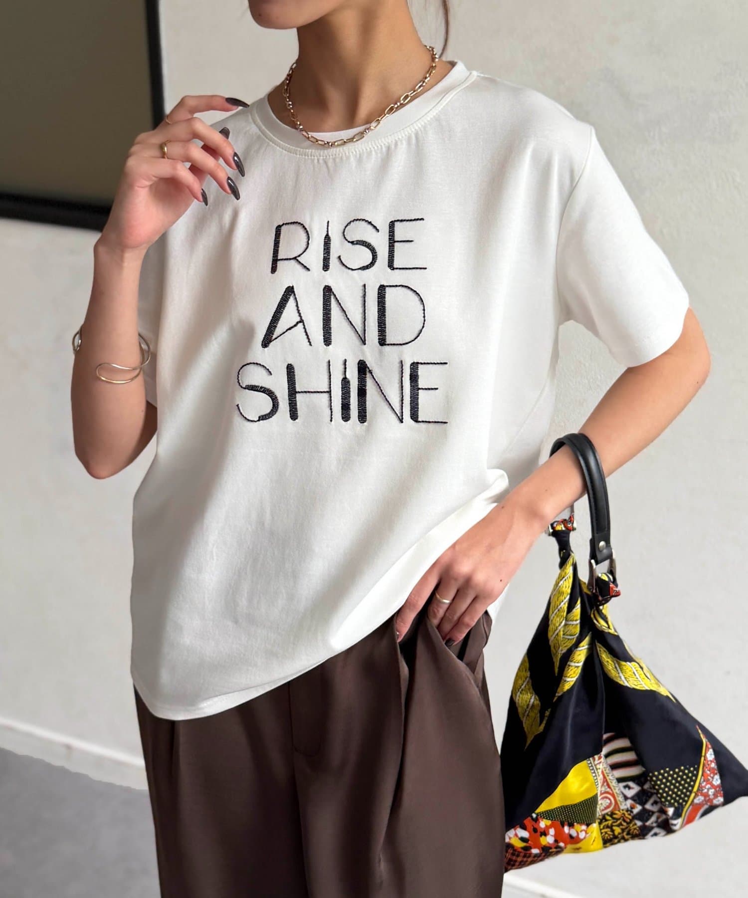 Chez toi(シェトワ) 刺繍ロゴTシャツ