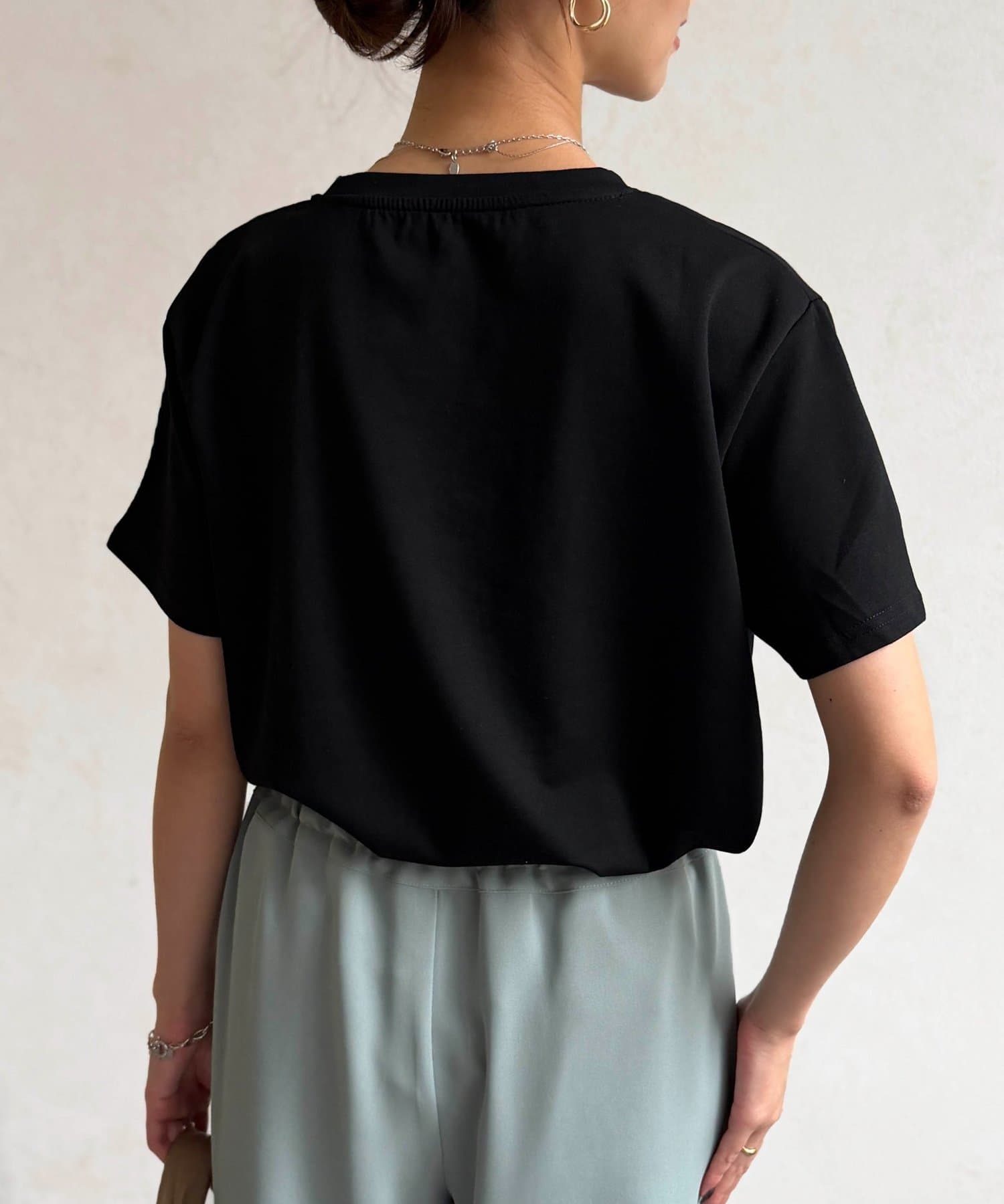 Chez toi(シェトワ) 刺繍ロゴTシャツ
