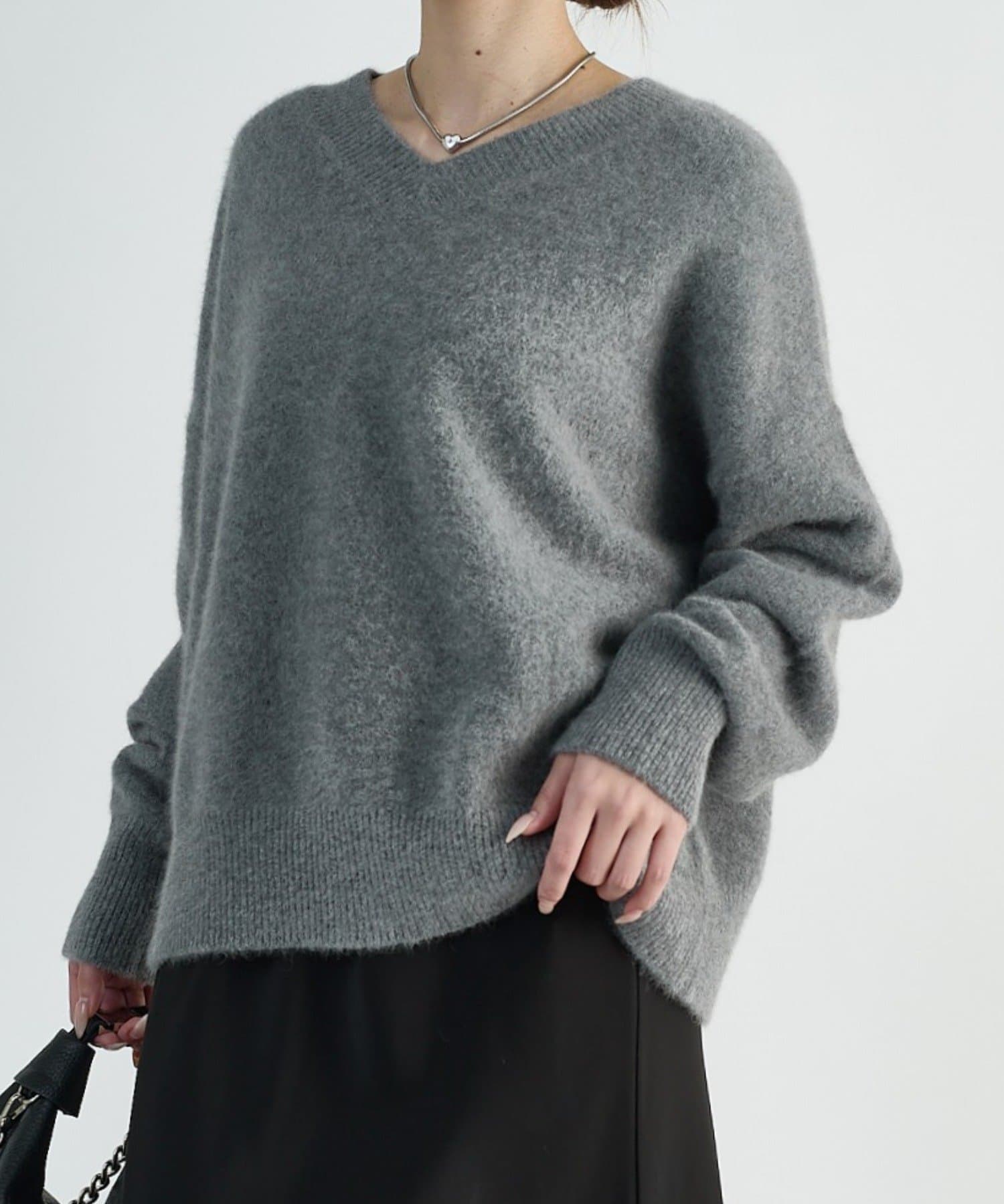 Lui's(ルイス) ウールライトVネックプルオーバー
