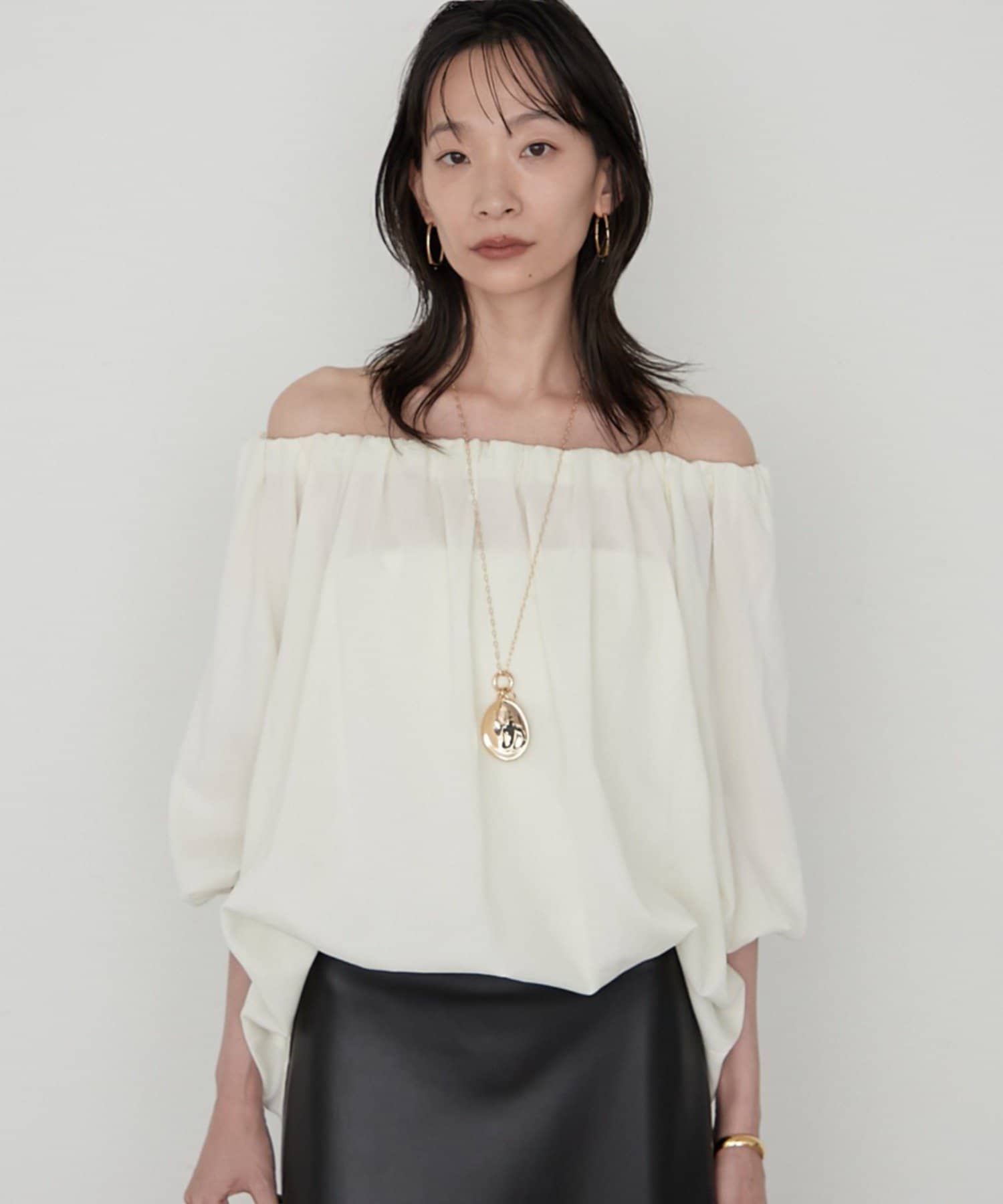 LOUNGEDRESS(ラウンジドレス) 《セットアップ可》【JAPAN MADE】カラミメッシュオフショルプルオーバー
