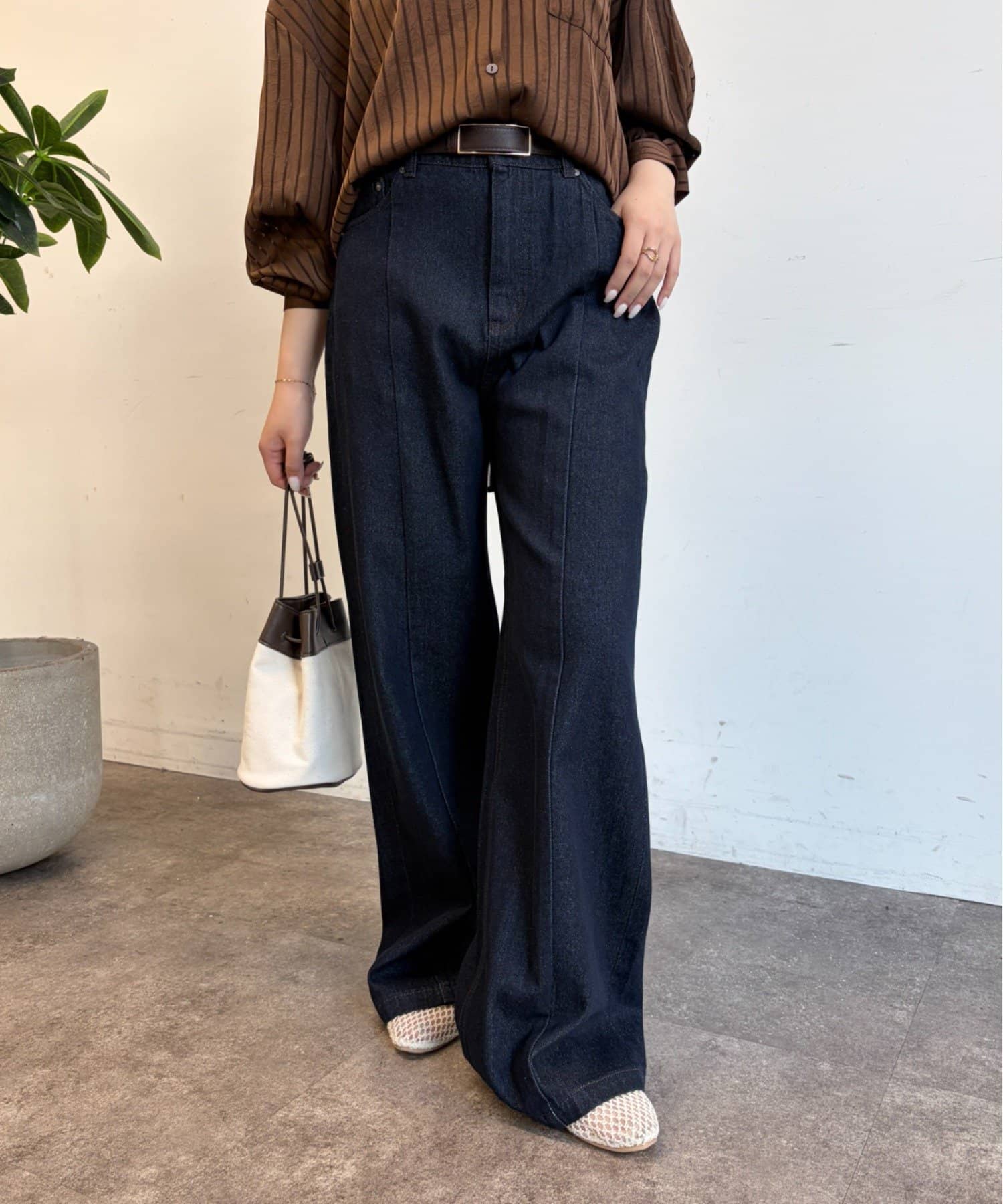 Jena　espace merveilleux(ジェナ　エスパスメルヴェイユ) セミフレアデニムパンツ