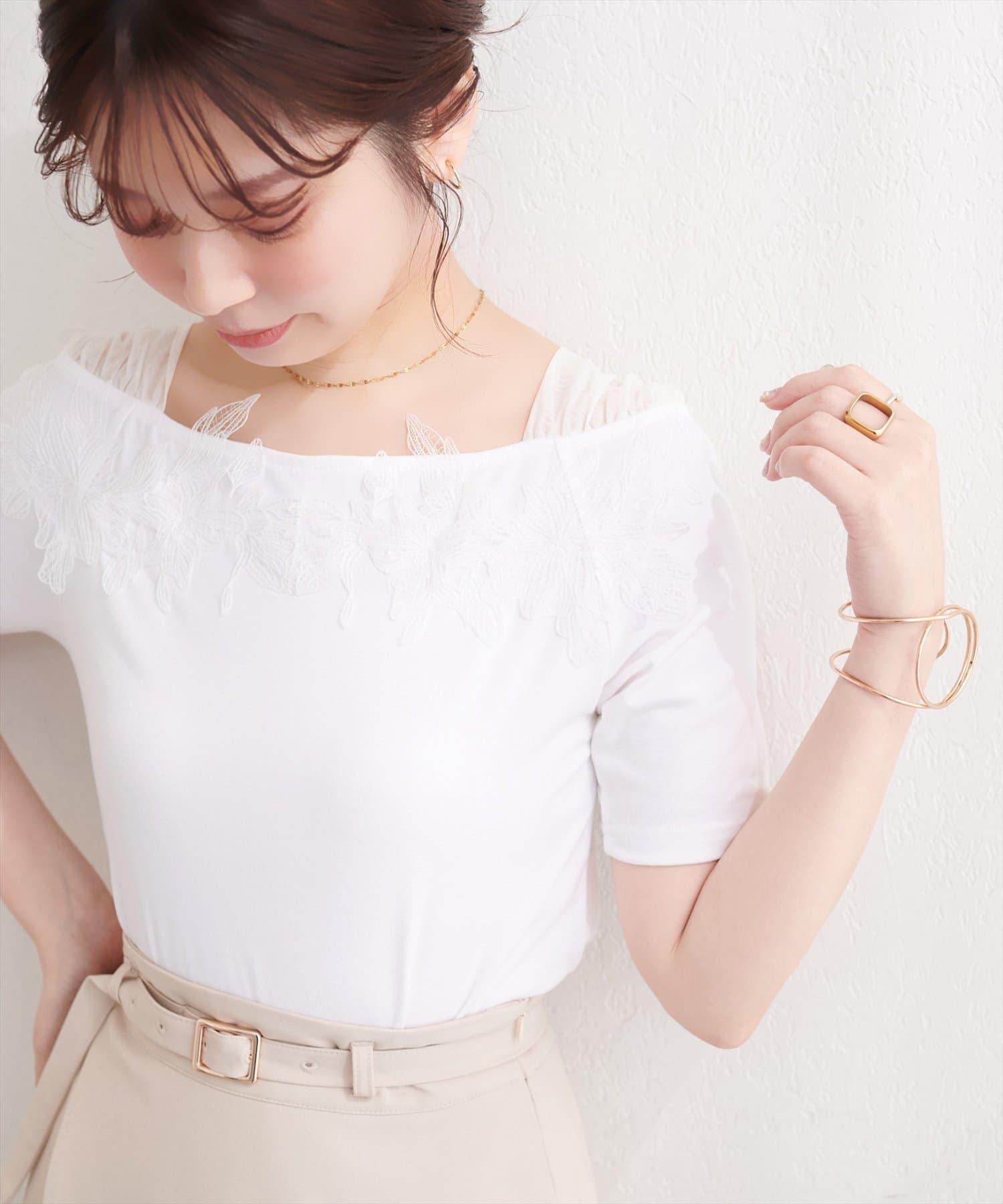 natural couture(ナチュラルクチュール) オフショル風レースプルオーバー
