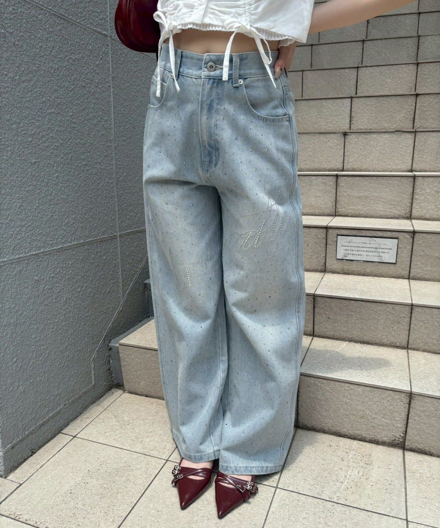 NICE CLAUP / OLIVE des OLIVE OUTLET(ナイスクラップ  / オリーブ デ オリーブ アウトレット) 【continuer】キラキラロゴバギーデニムパンツ