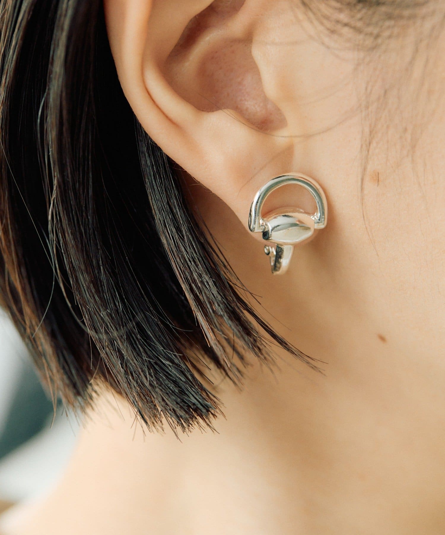 OUTLET(アウトレット) 【ear PAPILLONNER】ホースビットイヤリング
