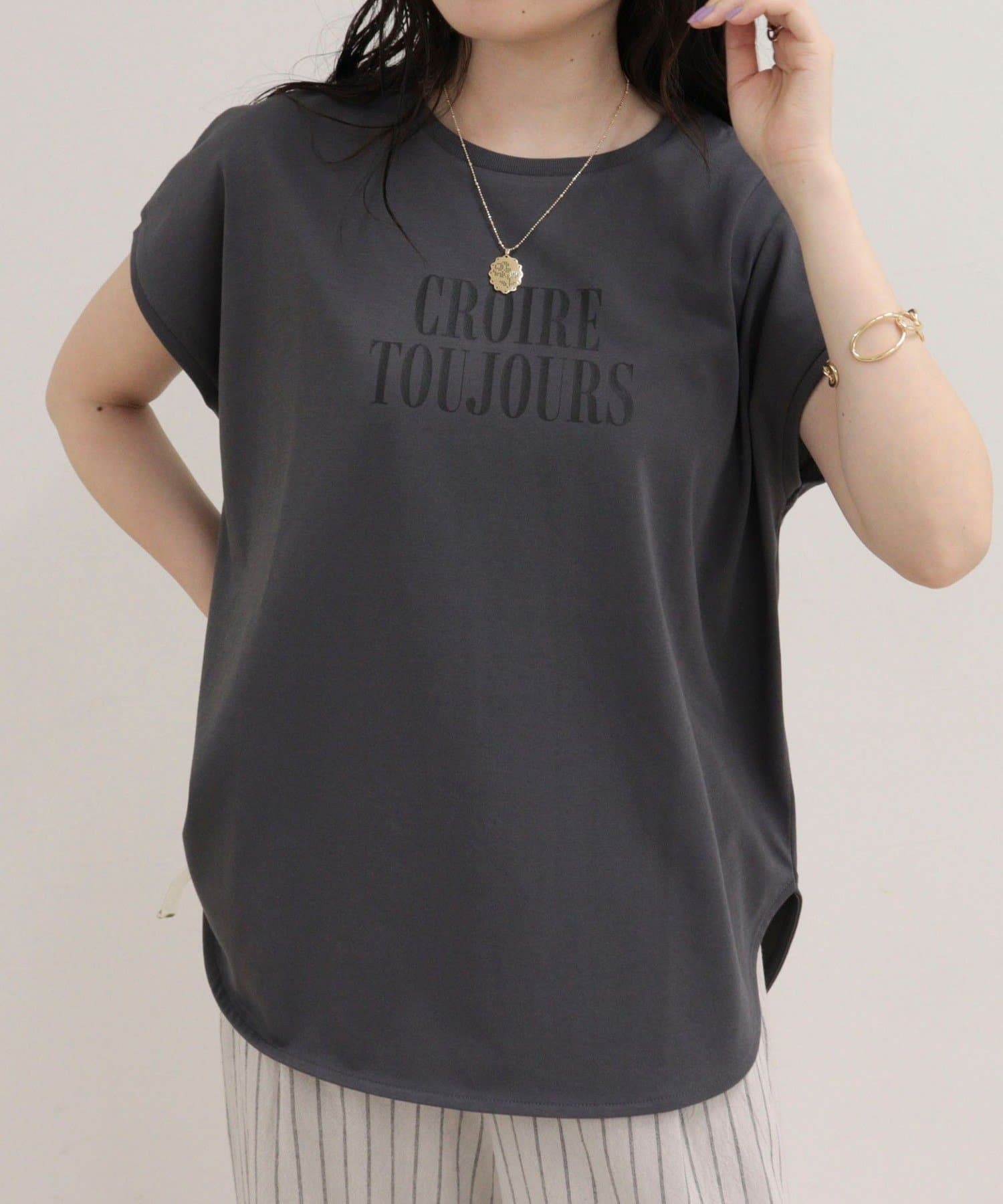 FREDY & GLOSTER(フレディ アンド グロスター) 【UVカット/接触冷感】フレンチロゴＴシャツ