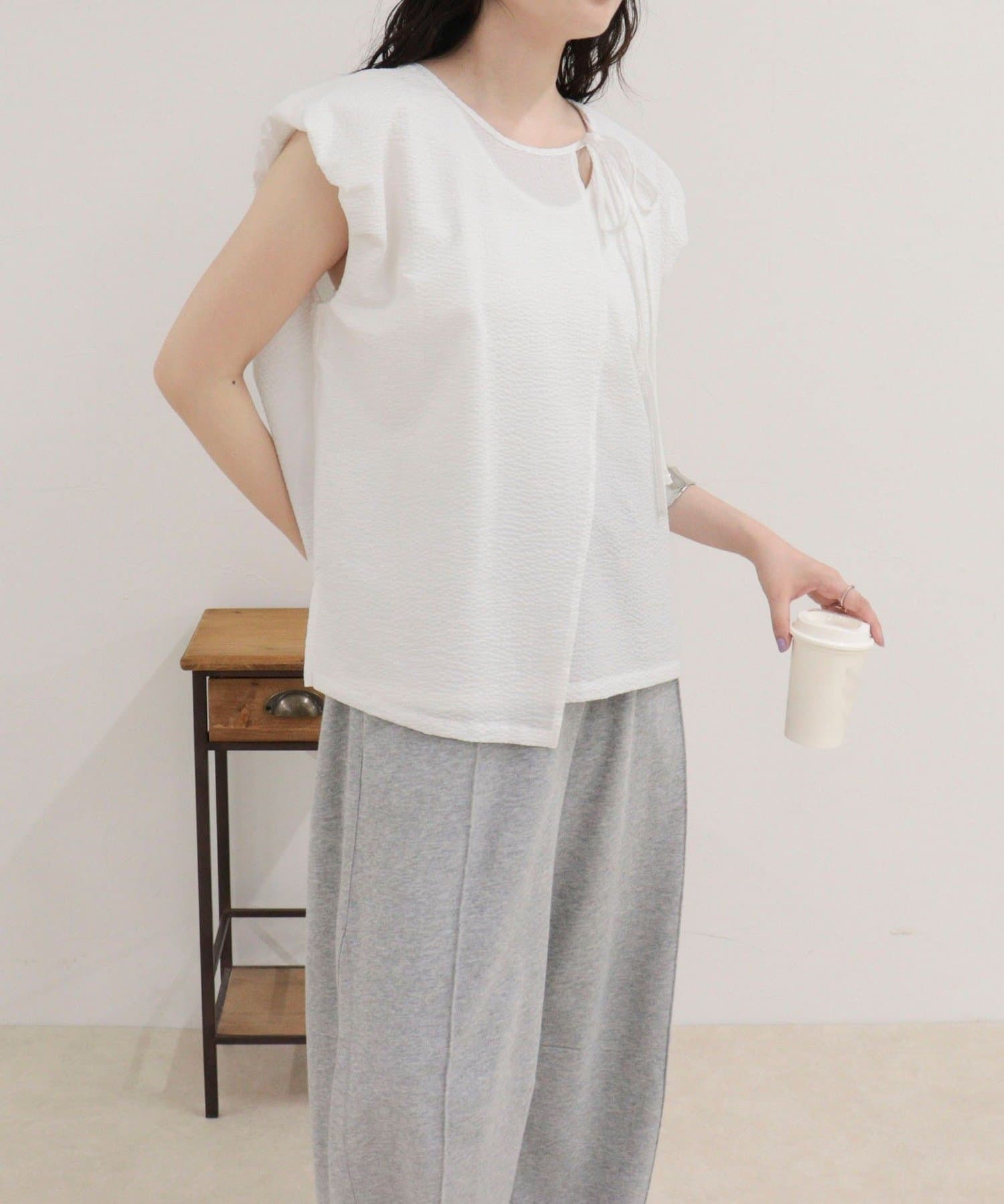 FREDY & GLOSTER(フレディ アンド グロスター) アシメデザインフレンチブラウス