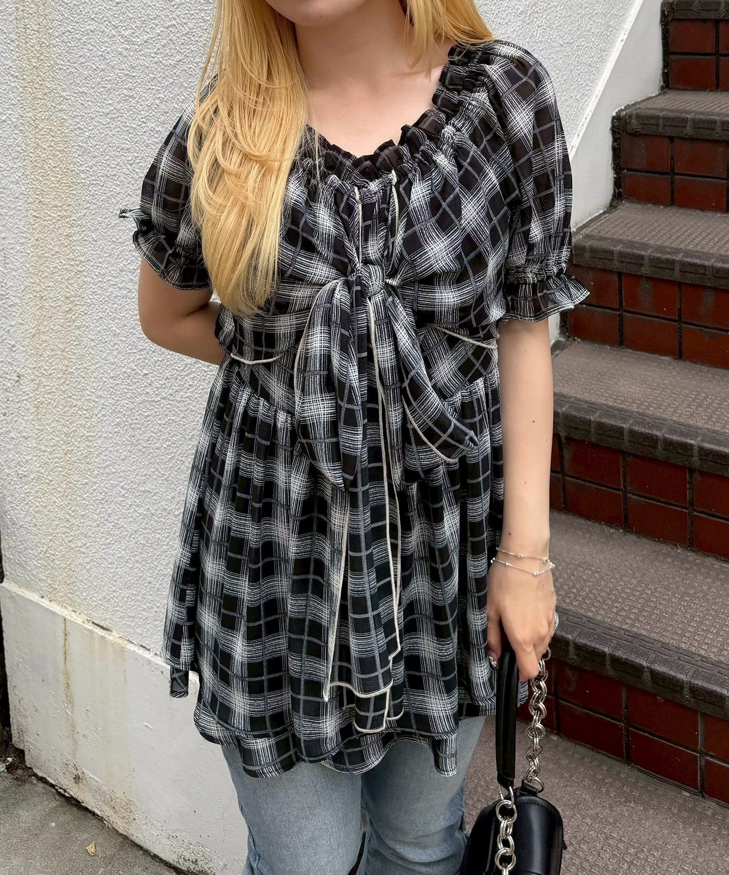 NICE CLAUP / OLIVE des OLIVE OUTLET(ナイスクラップ  / オリーブ デ オリーブ アウトレット) 【continuer】ビッグリボンチュニックブラウス