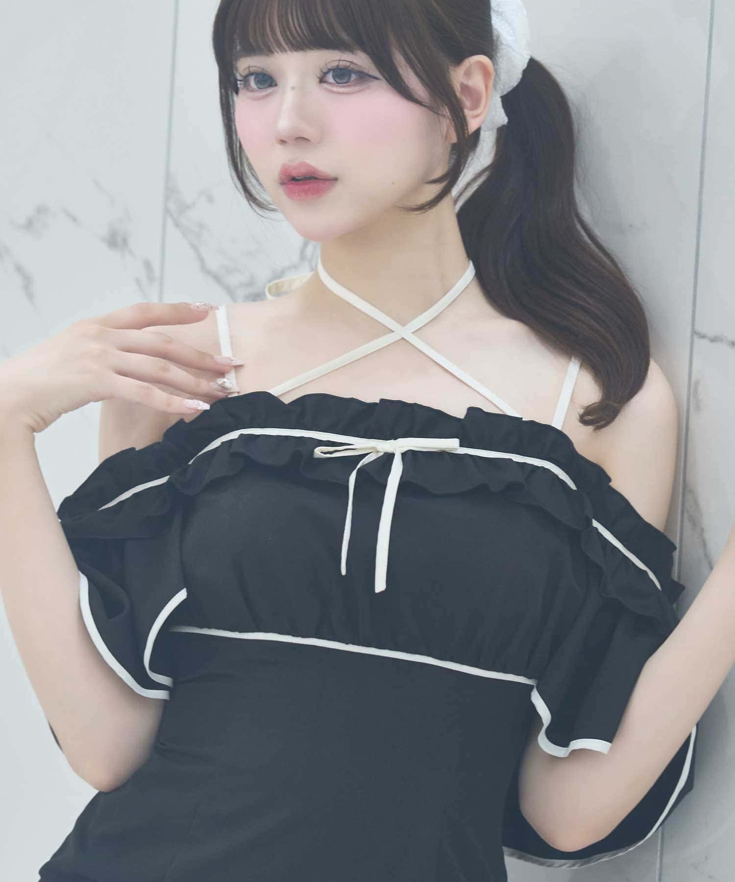 Belle Charme(ベルシャルム) Frill Offshoulder Onepiece