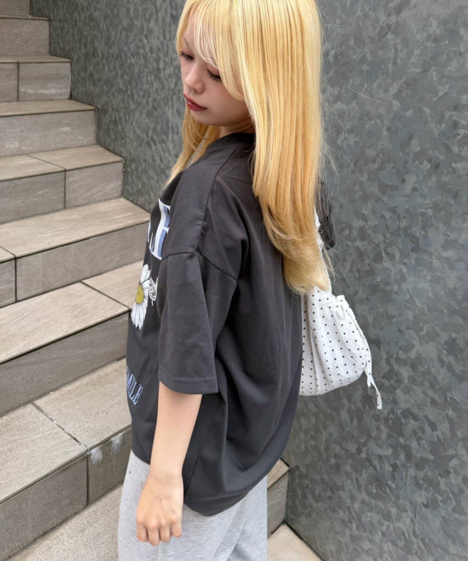 NICE CLAUP / OLIVE des OLIVE OUTLET(ナイスクラップ  / オリーブ デ オリーブ アウトレット) 【continuer】ちょうちょとお花のBigT