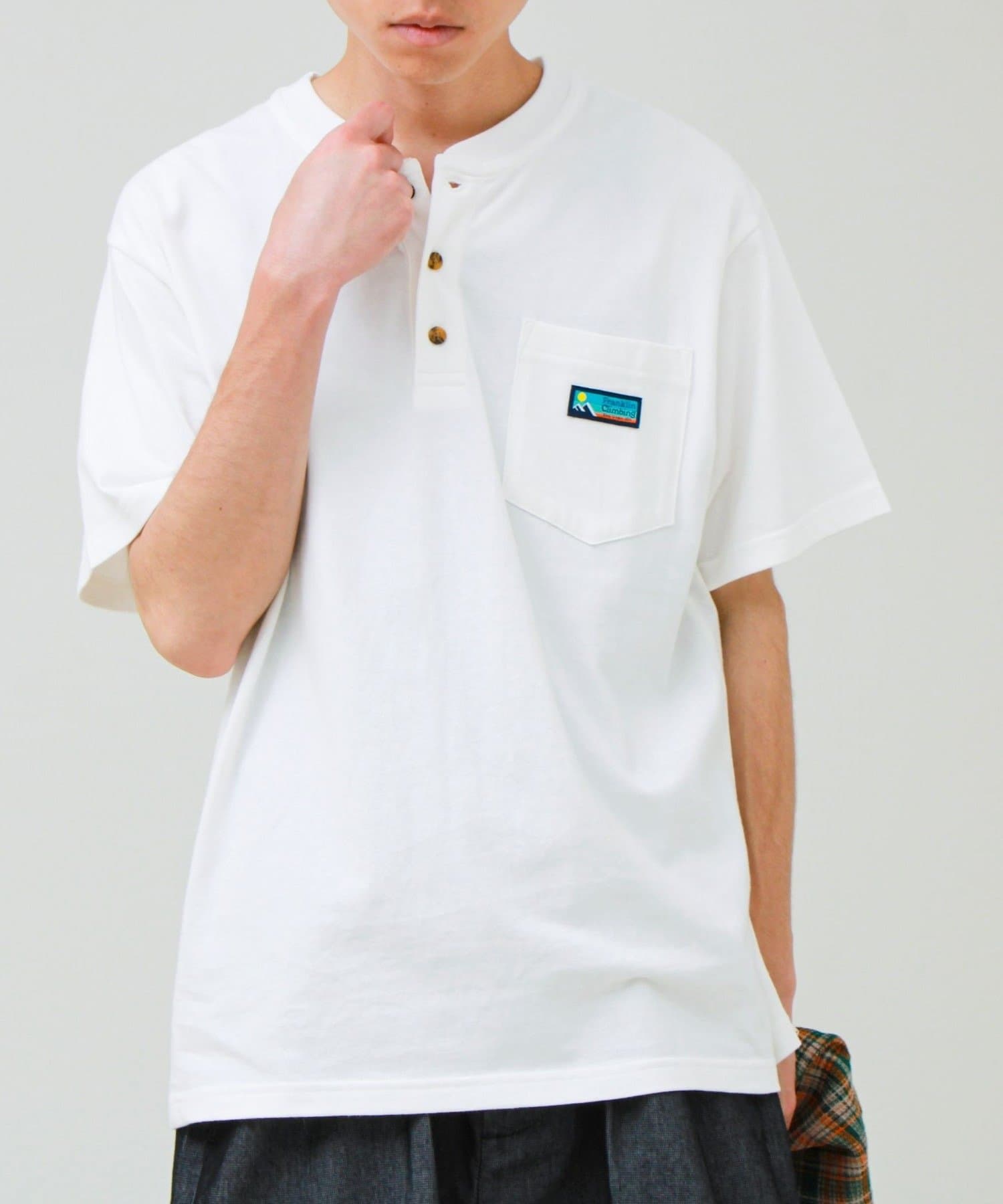 FREDY & GLOSTER(フレディ アンド グロスター) 【Franklin Climbing】ヘンリーネックラベルTシャツ