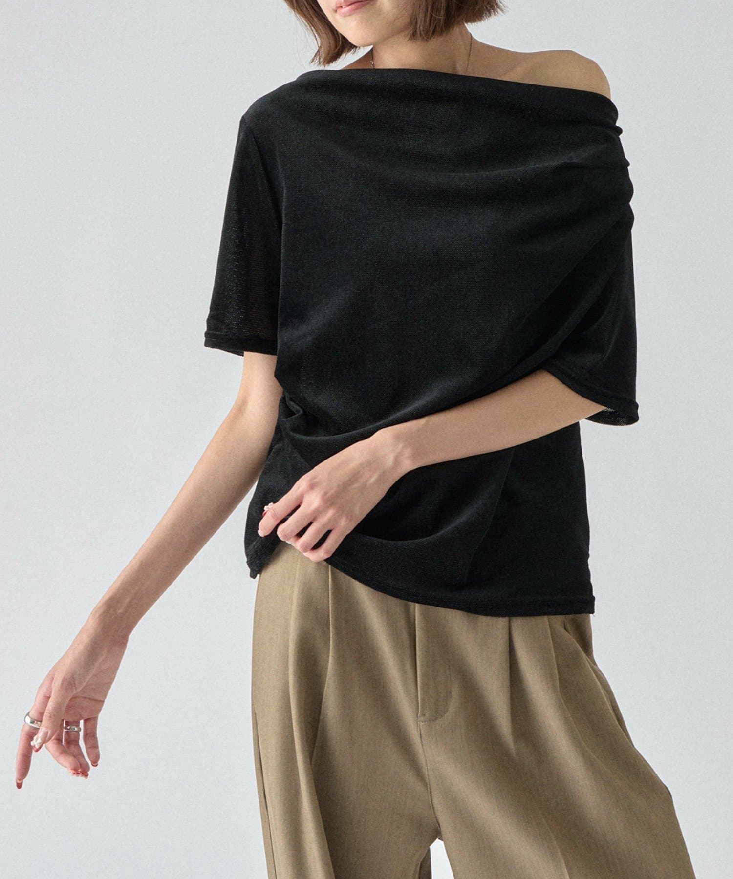 -goocy-(グーシー) シアーベロアドレープ半袖トップス