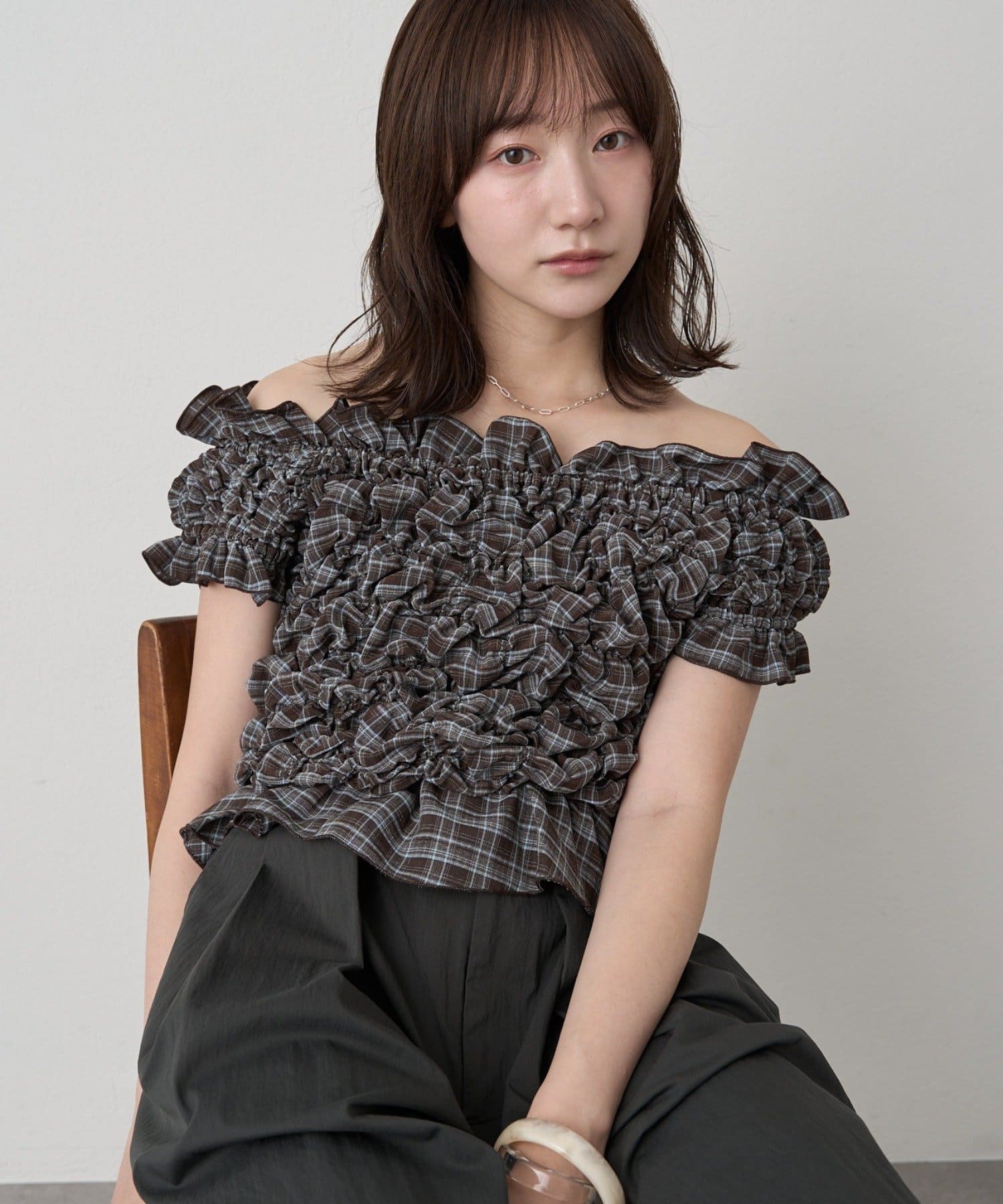 mline(エムライン) [mline]シャーリングブラウス