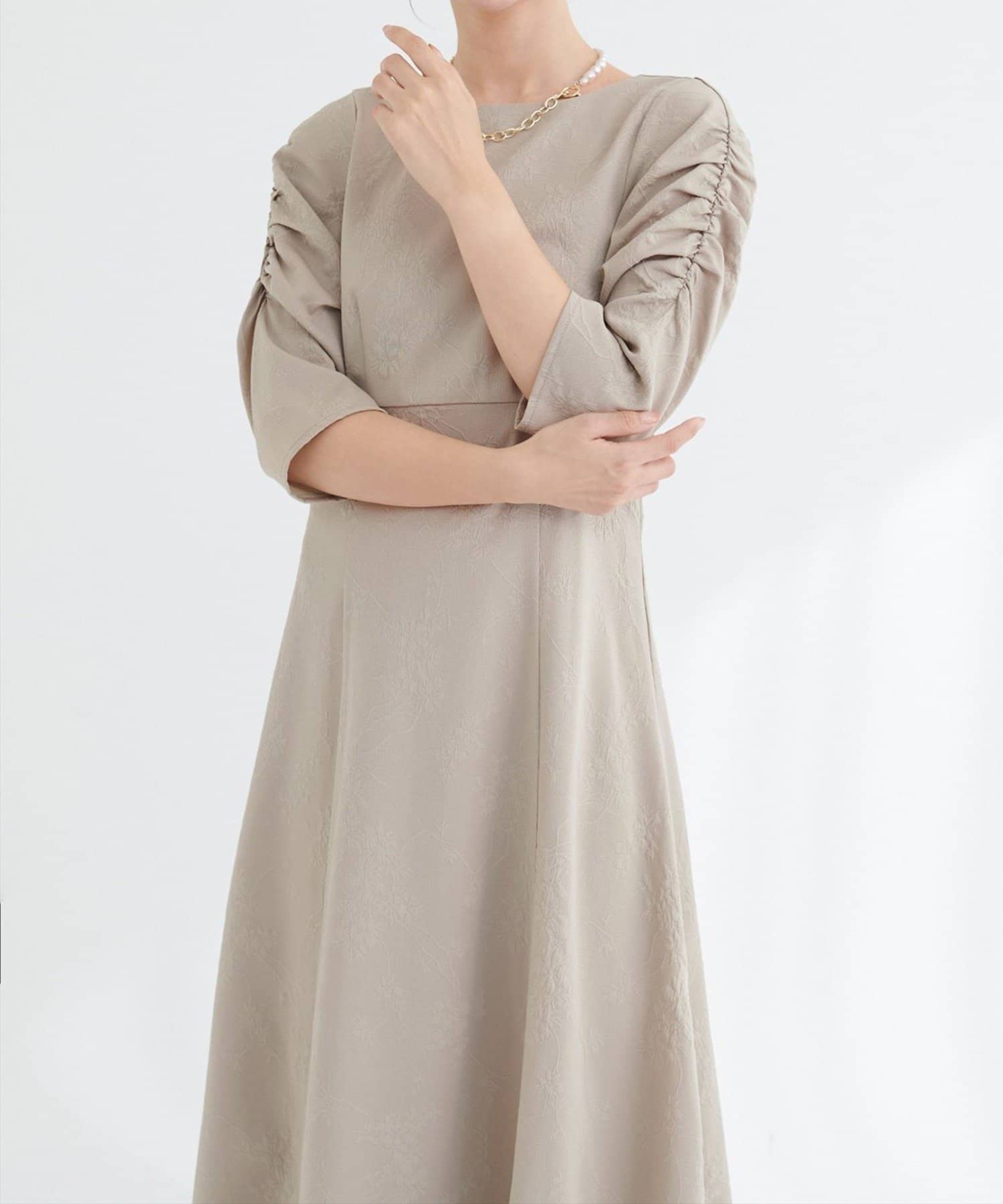 NICE CLAUP / OLIVE des OLIVE OUTLET(ナイスクラップ  / オリーブ デ オリーブ アウトレット) 【natural couture】フラワージャガードジゴスリーブワンピース