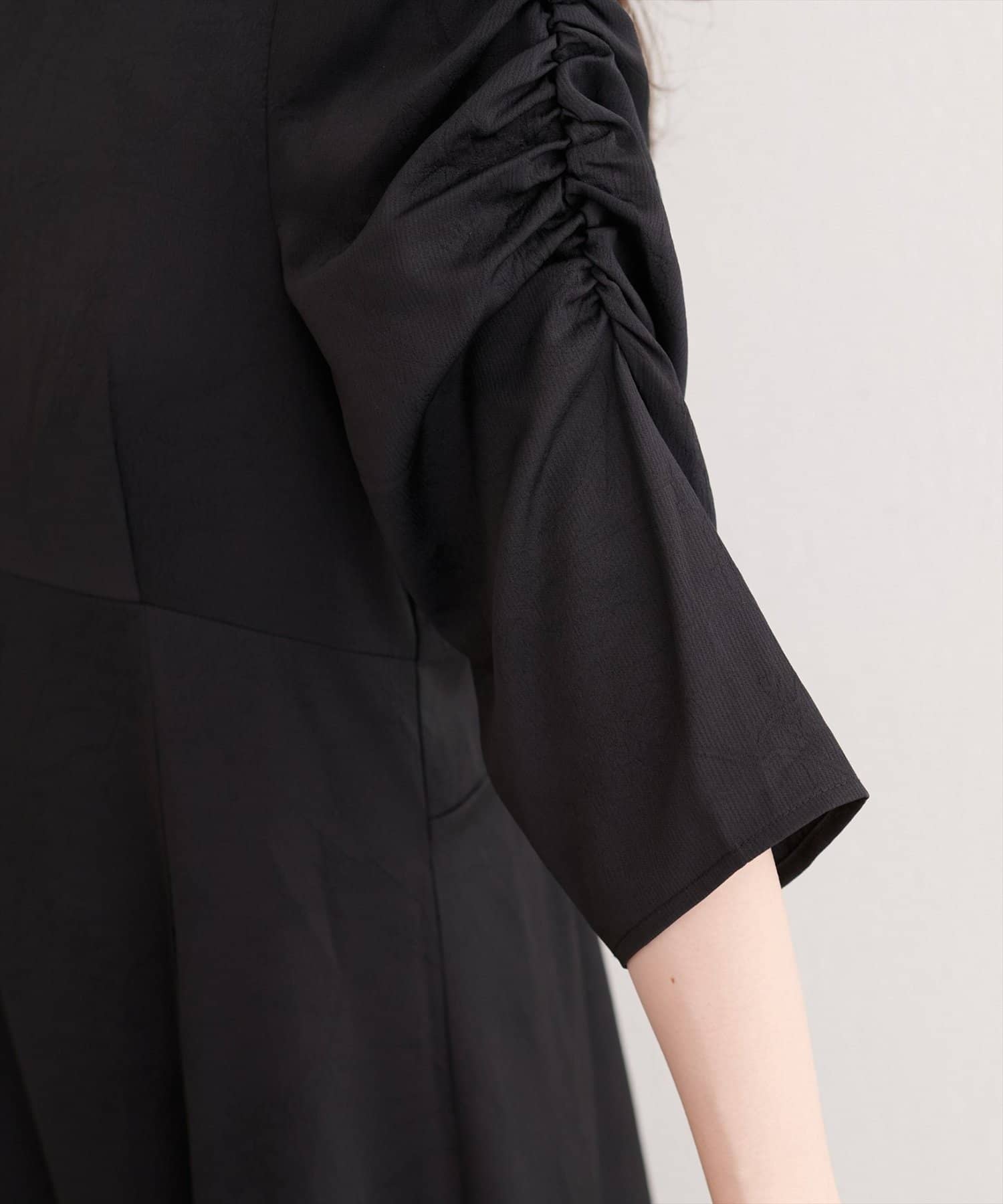 NICE CLAUP / OLIVE des OLIVE OUTLET(ナイスクラップ  / オリーブ デ オリーブ アウトレット) 【natural couture】フラワージャガードジゴスリーブワンピース
