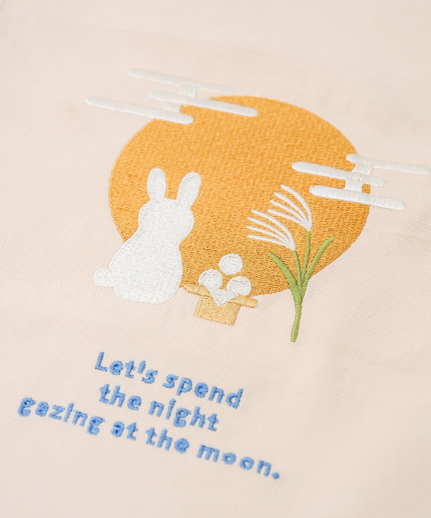 salut!(サリュ) お月見刺繍タペストリー／お月見