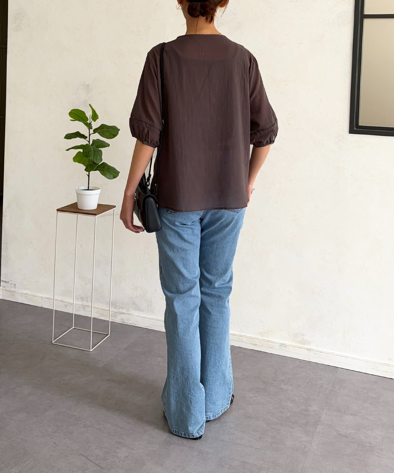 Chez toi(シェトワ) フロント刺繍レース5分袖ブラウス