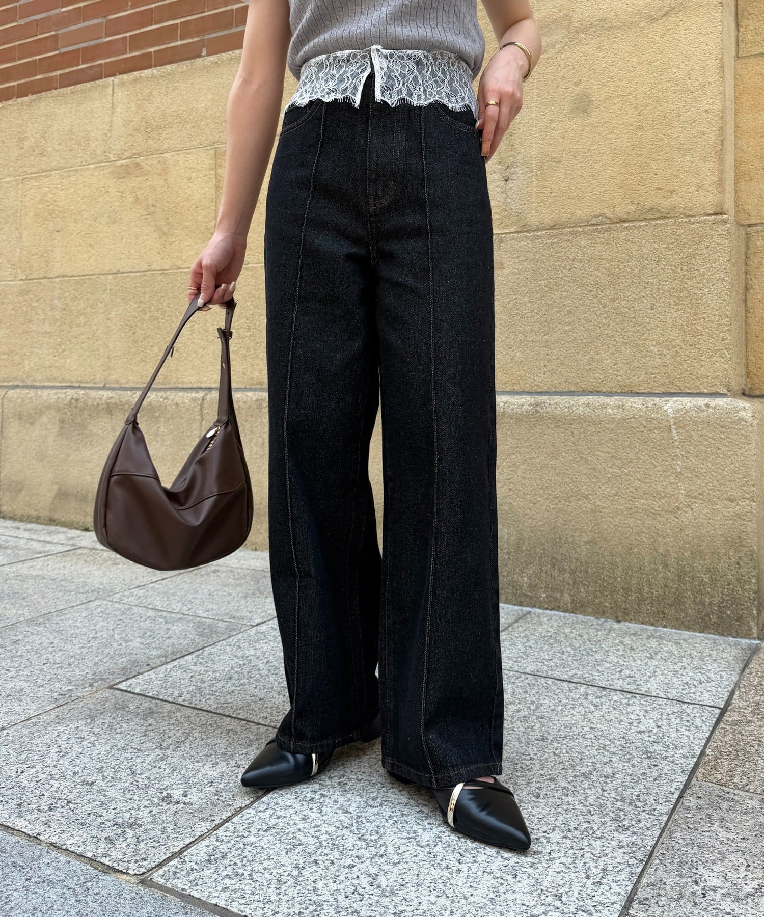 Thevon.(ゼヴォン) ウエストレースドッキングデニムパンツ