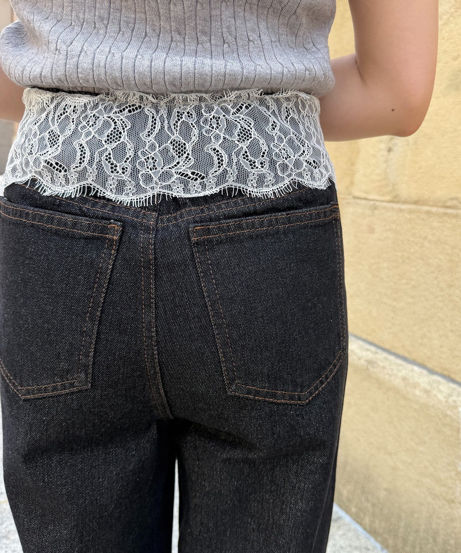 Thevon.(ゼヴォン) ウエストレースドッキングデニムパンツ
