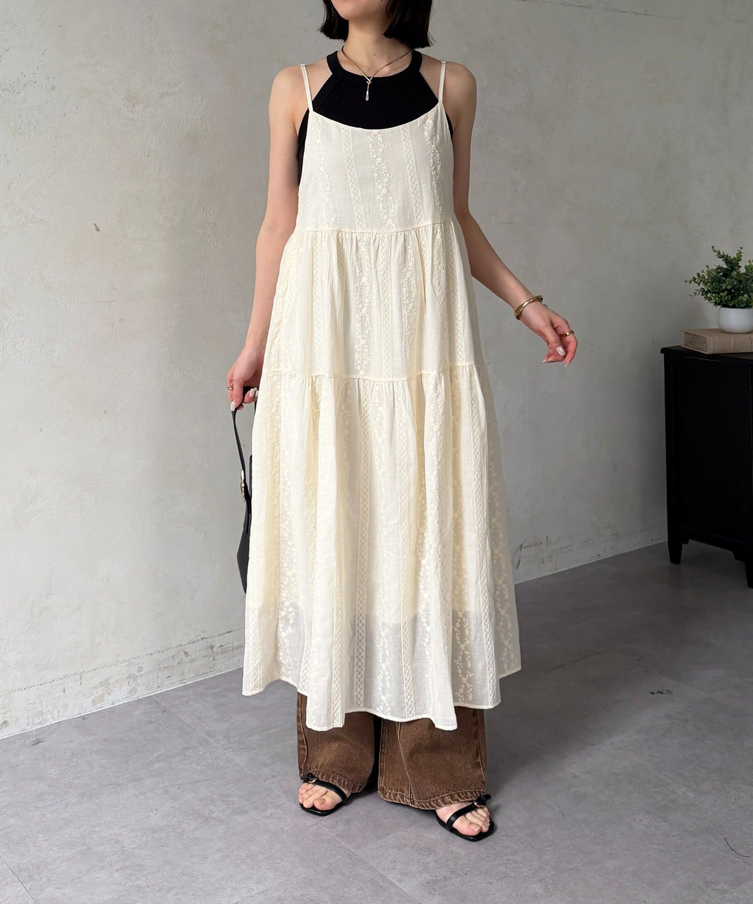 Thevon.(ゼヴォン) 刺繍レースティアードキャミワンピース