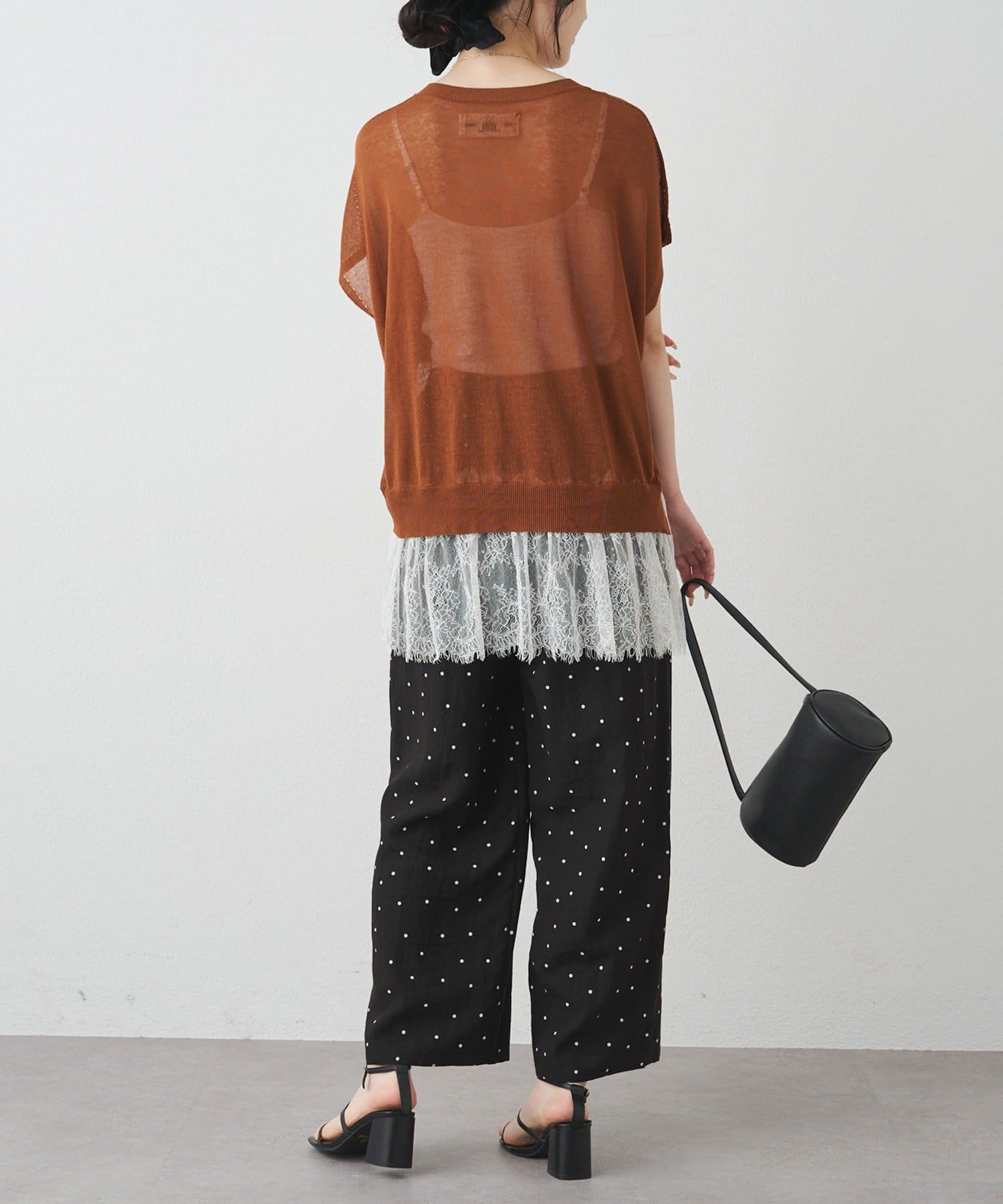 PUAL CE CIN(ピュアルセシン) レースヘムフレンチスリーブプルオーバー
