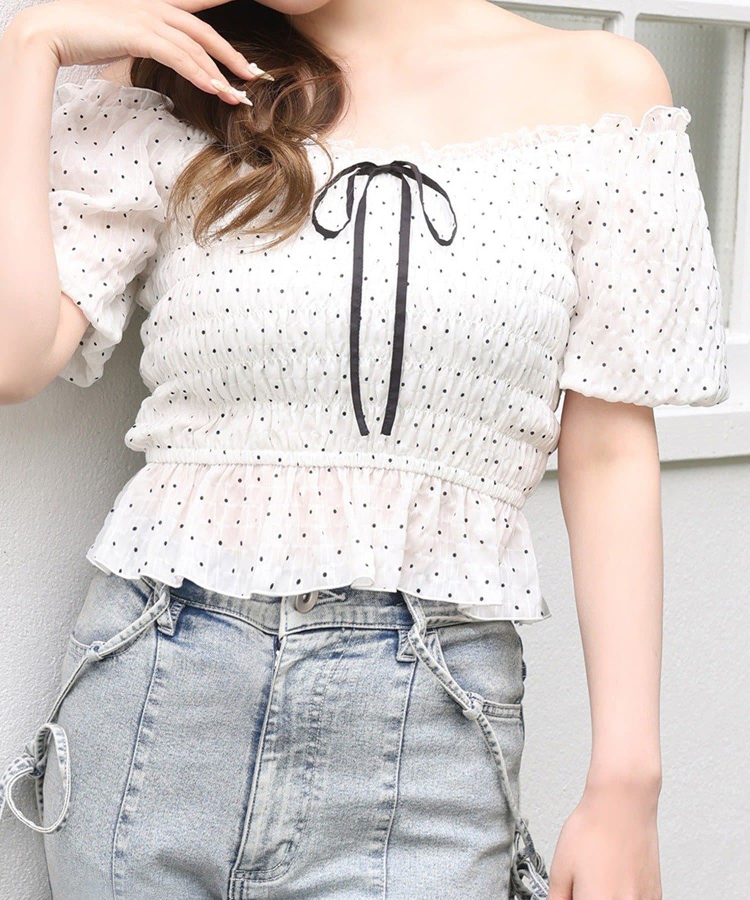NICE CLAUP / OLIVE des OLIVE OUTLET(ナイスクラップ  / オリーブ デ オリーブ アウトレット) 【one after another】シャーリング細リボンブラウス／レース付
