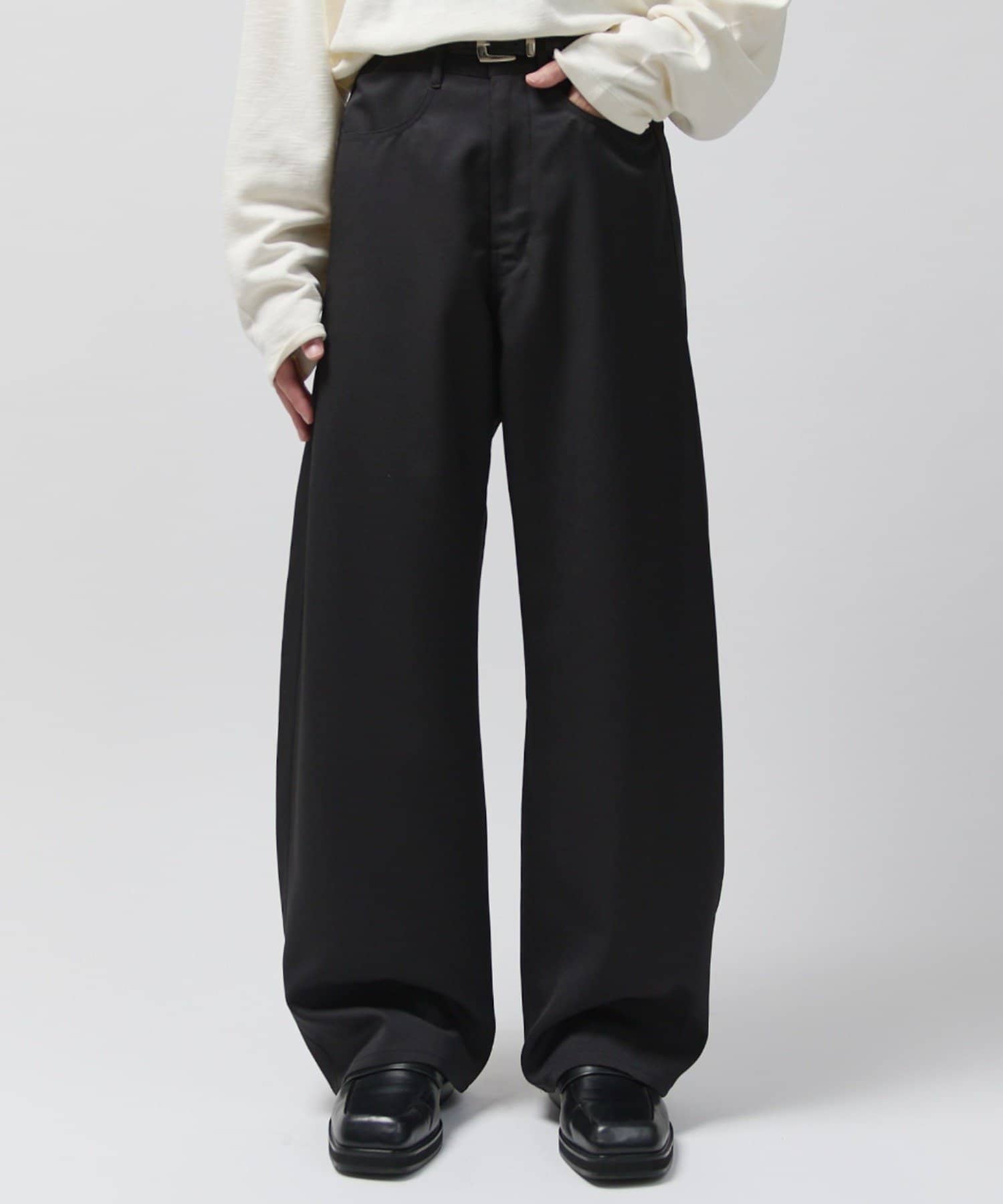 Lui's(ルイス) モダンバレルパンツ